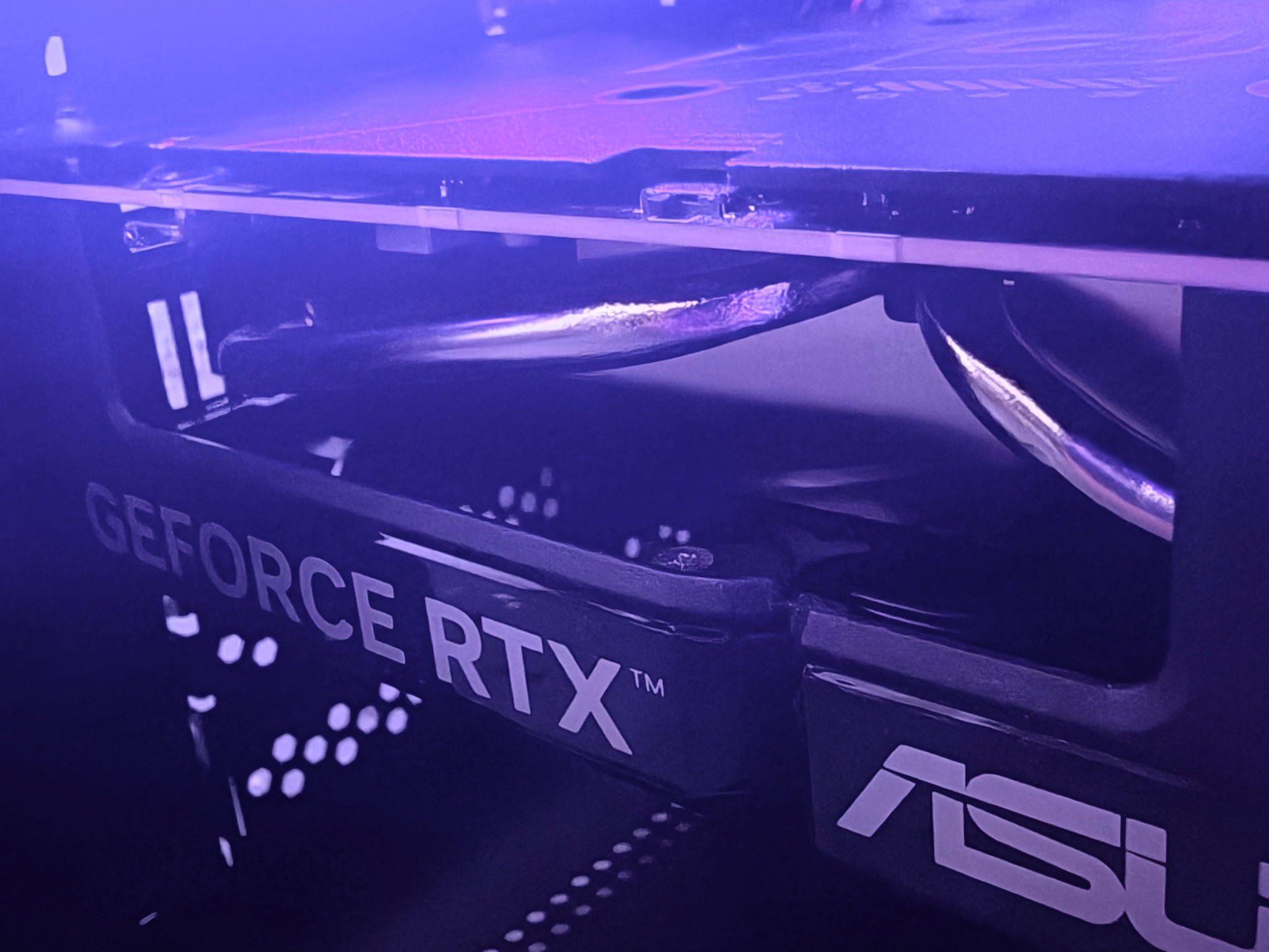 ❄️"Arctic Spectre"🌈 | 1080p Gaming | RTX 5060 | Ryzen 5 8400F | 16GB DDR5 | 1TB Storage