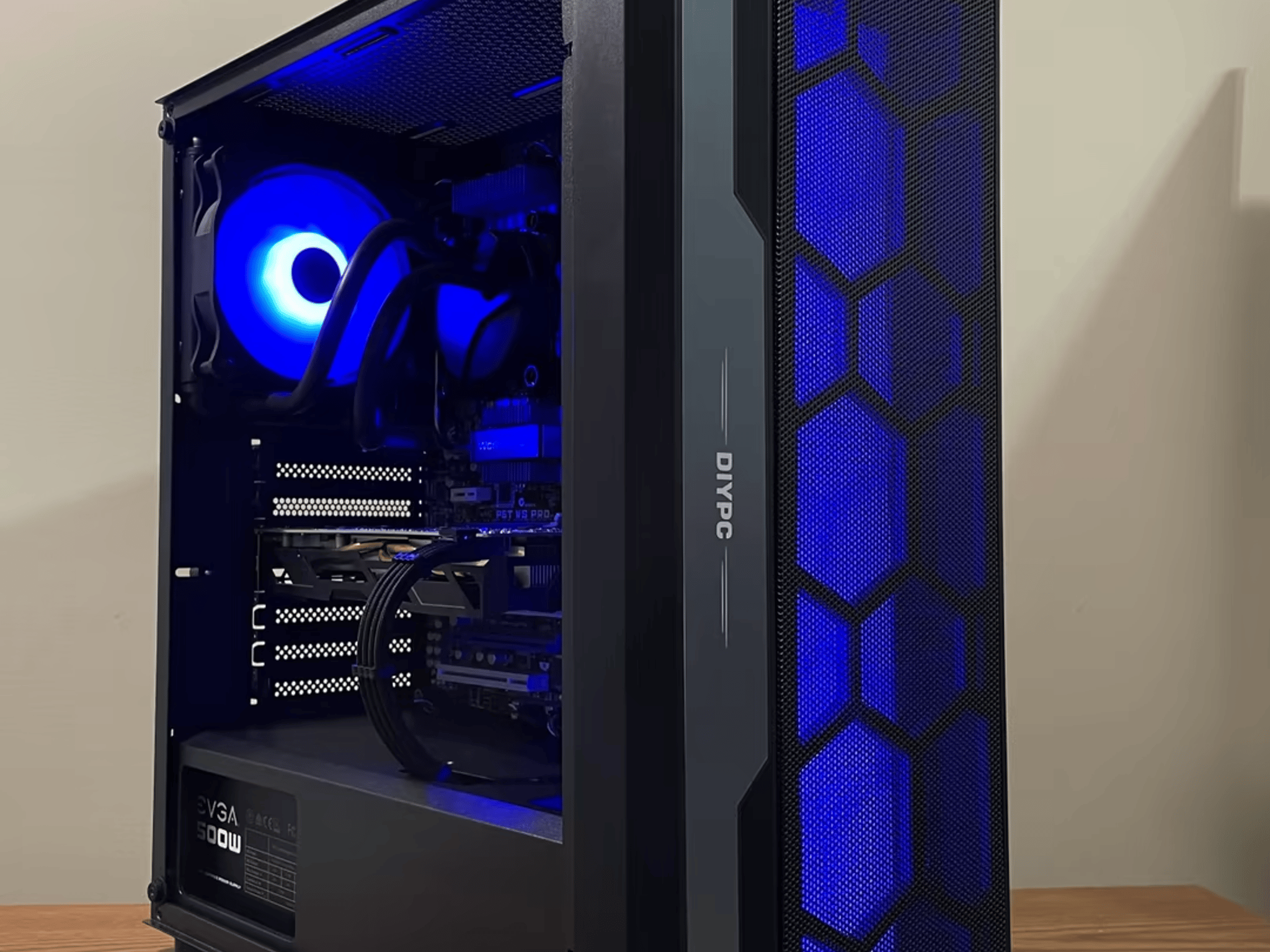 “Pathfinder” Intel Xeon 6-Cores, Rx 570 4GB