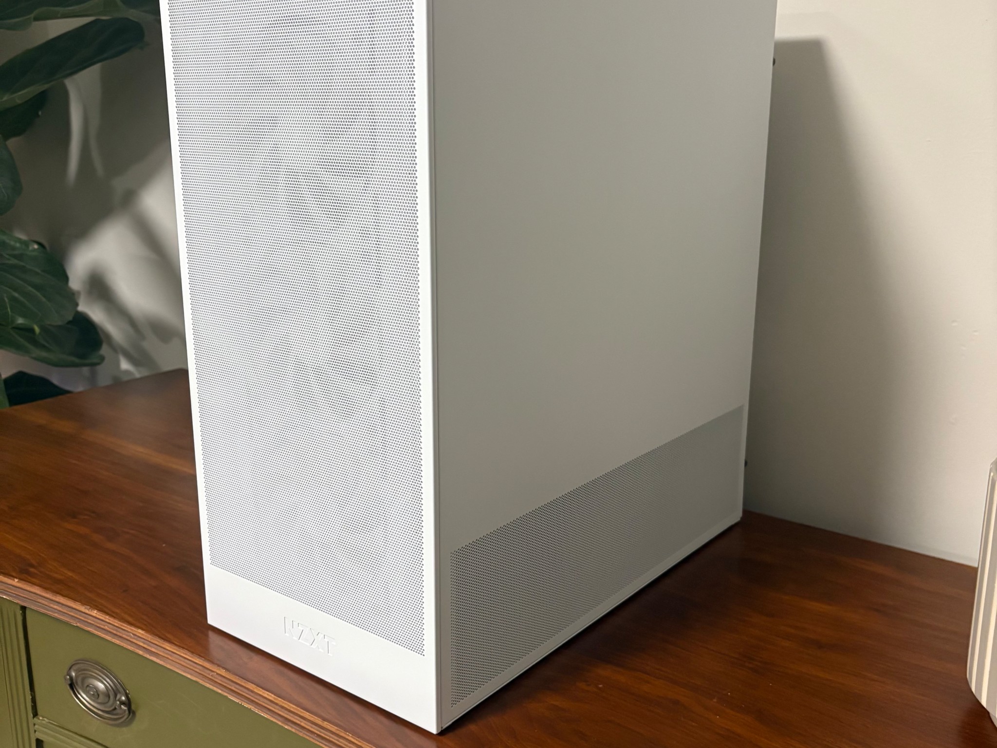 RTX 5070TI | Ryzen 5 7600X3D | 32GB DDR5 | 2TB SSD | 850W PSU | 360MM AIO | 5x 120mm Fan | NZXT H5
