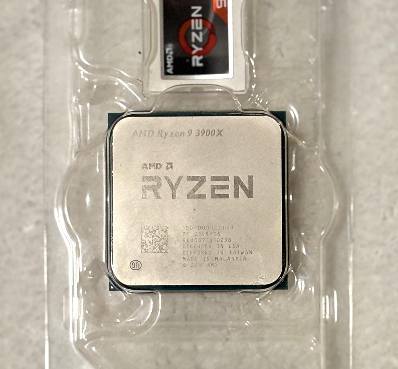 AMD Ryzen 9 3900X 12-core, 24-thread Unlocked Desktop processor with Wraith Prism LED Cooler