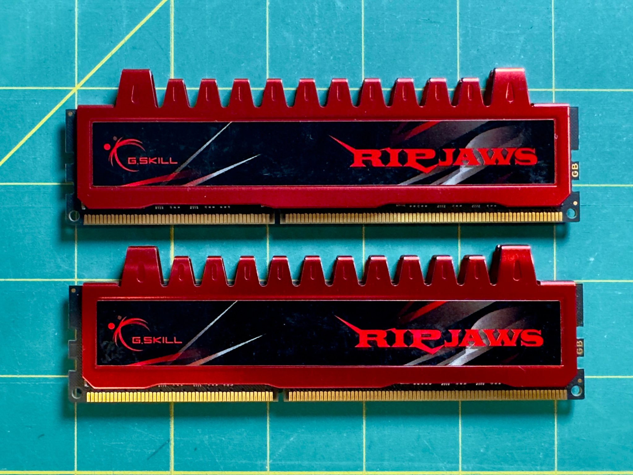 G.Skill Ripjaws X 8GB (2x4GB) DDR3 1333Mhz CL9 RAM Red