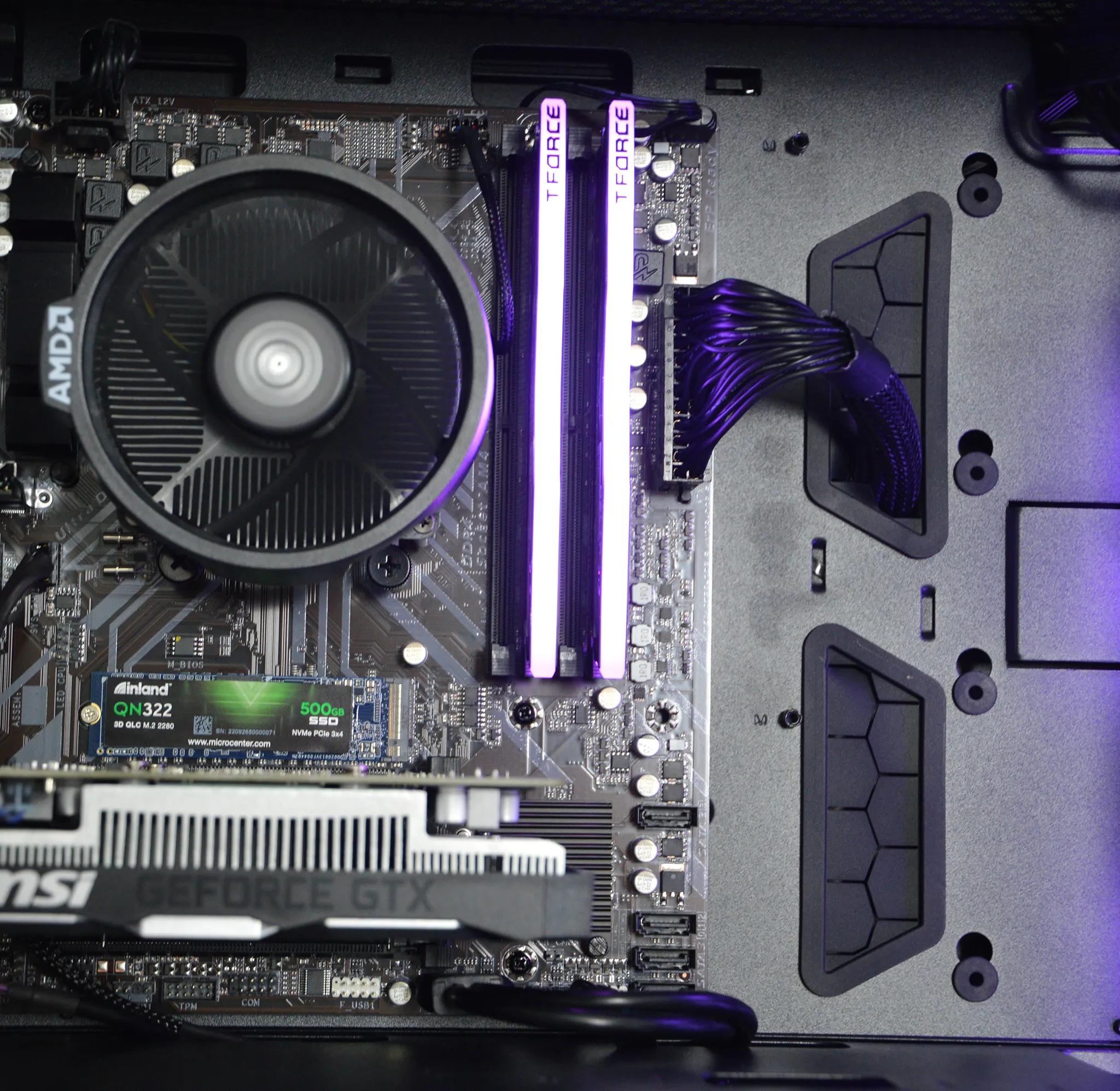 ⚫️🟣| GTX 1650 4GB | RYZEN 5 3600 | 16GB DDR4 RAM | 512GB NVME SSD | Royal Night |