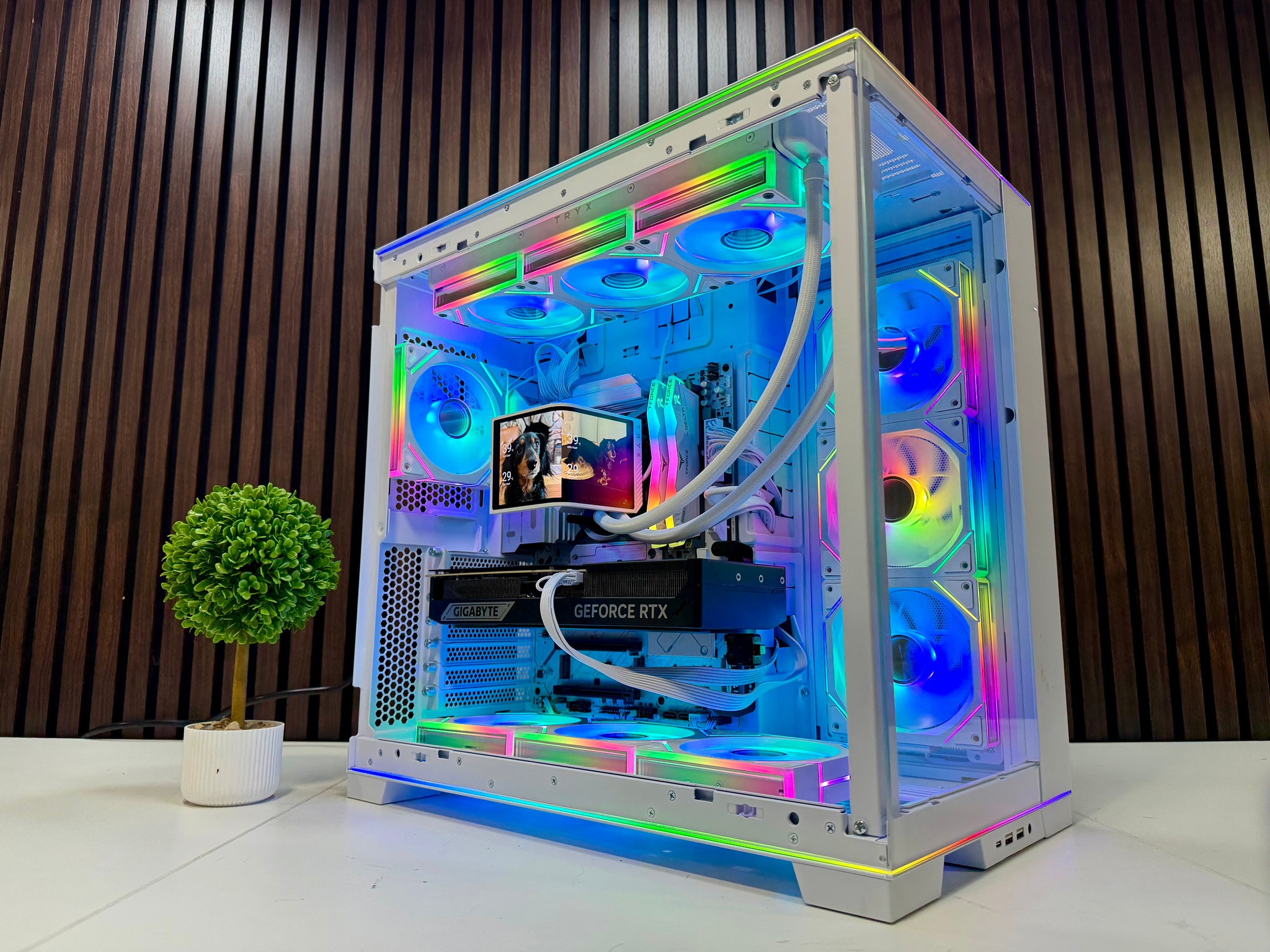 RTX 5070 TI | Ryzen 9800X3D | 64GB DDR5 | 2TB M.2 | 1000 Watt Gold PSU | Tryx LCD AIO
