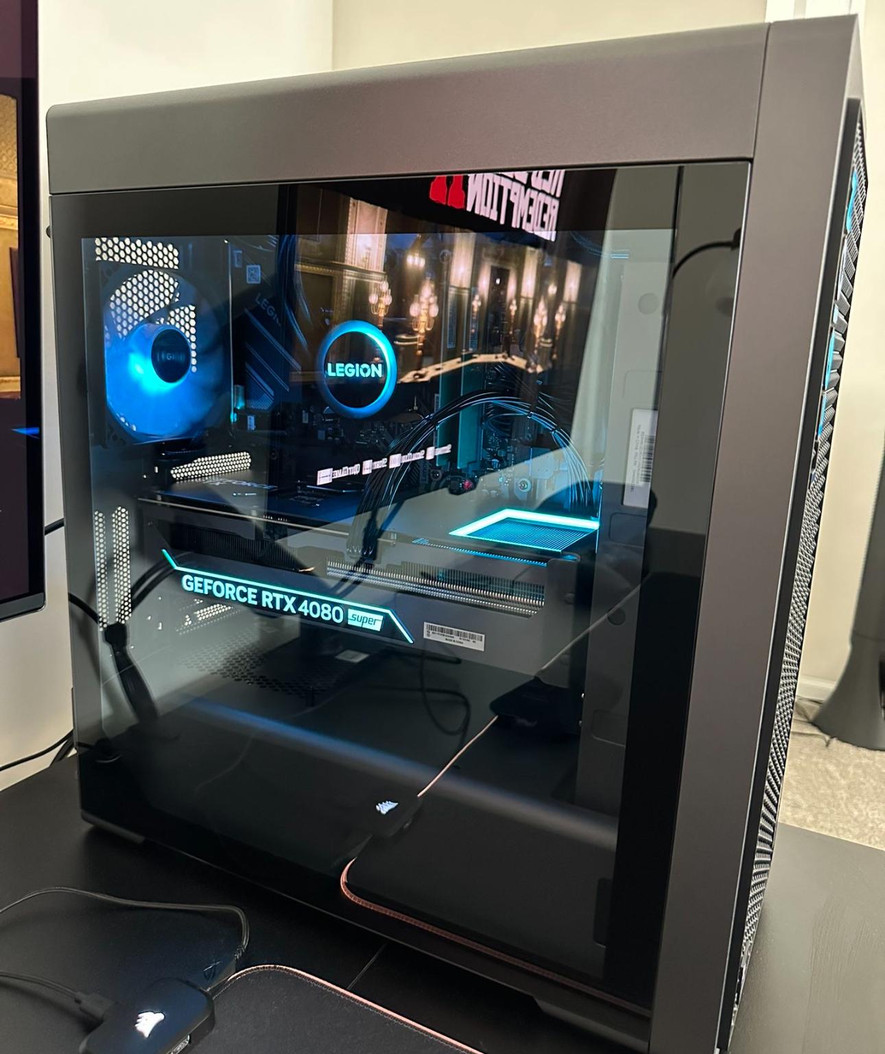 Lenovo Legion Tower 7i RTX 4080 Super Intel i9 14900KF 32GB Ram 1TB SSD
