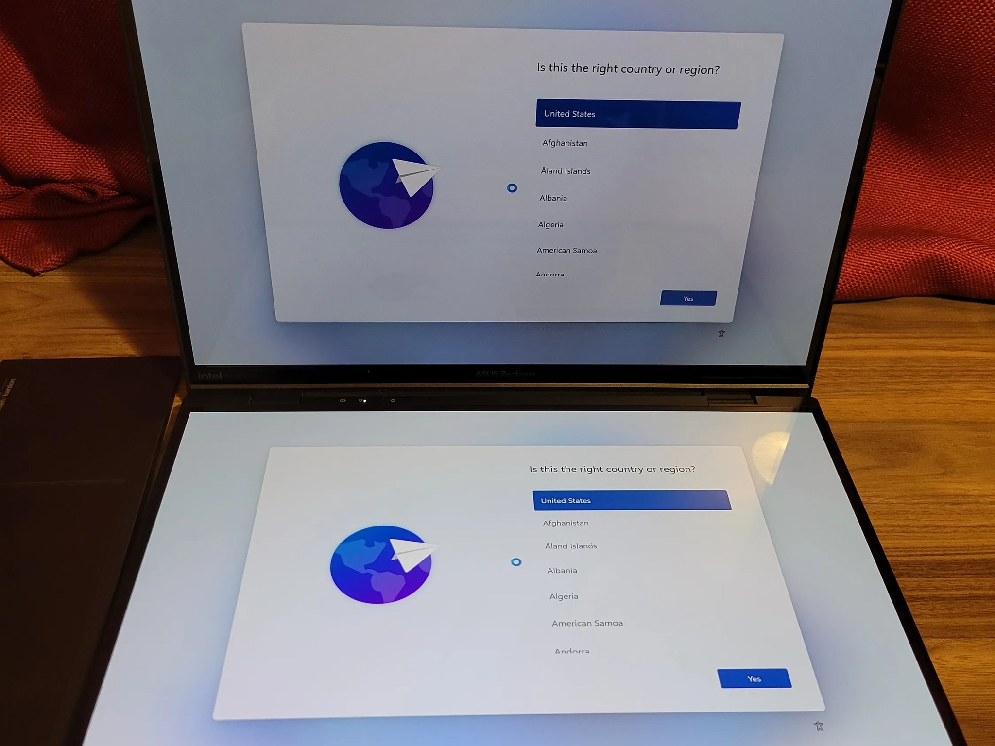 Asus Zenbook Duo Dual Laptop - Core Ultra 9 - 1tb ssd - 14" OLED Touch Screen