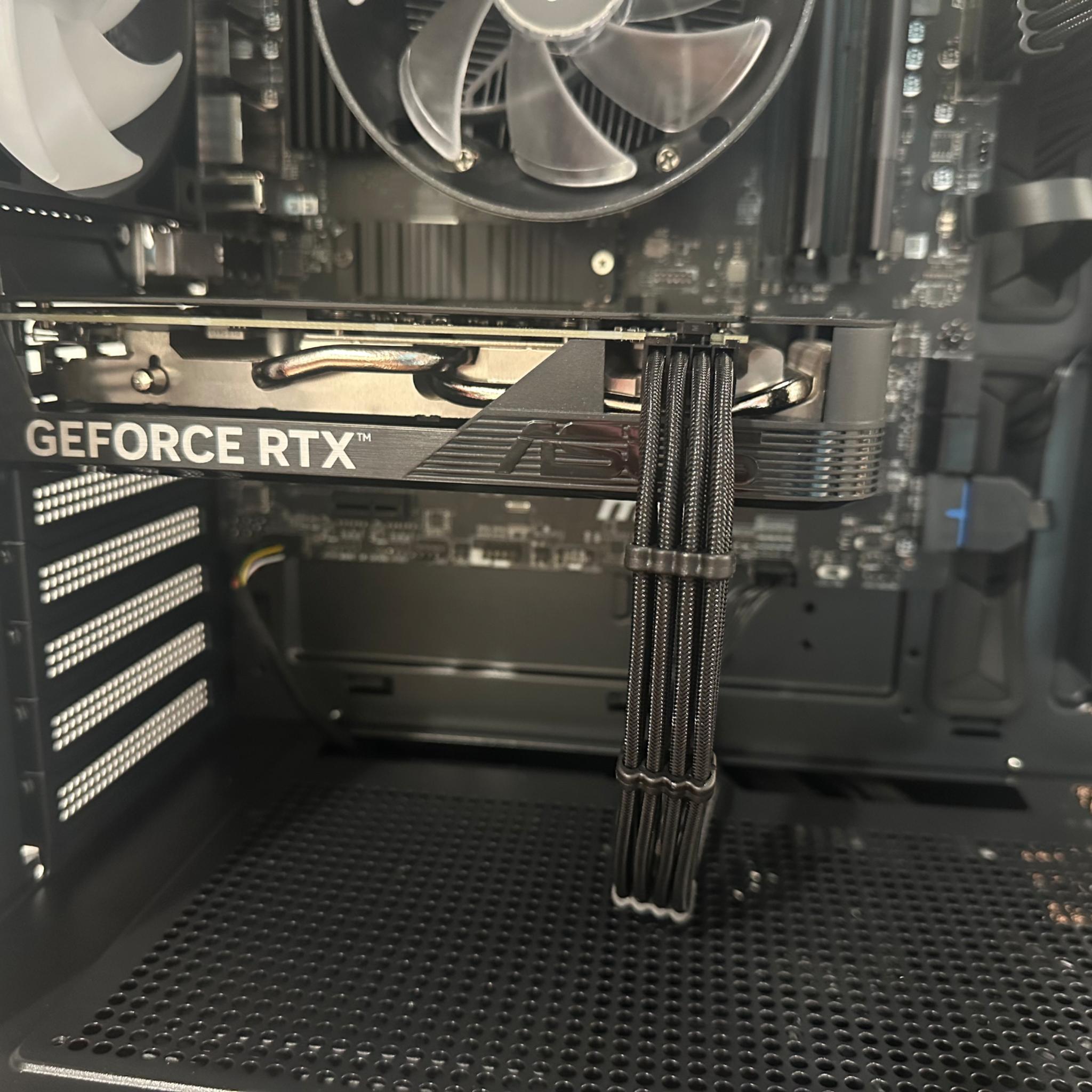 RTX 4060 | RYZEN 5 5600X | 16GB RAM | 1TB SSD | WIFI | Windows 11