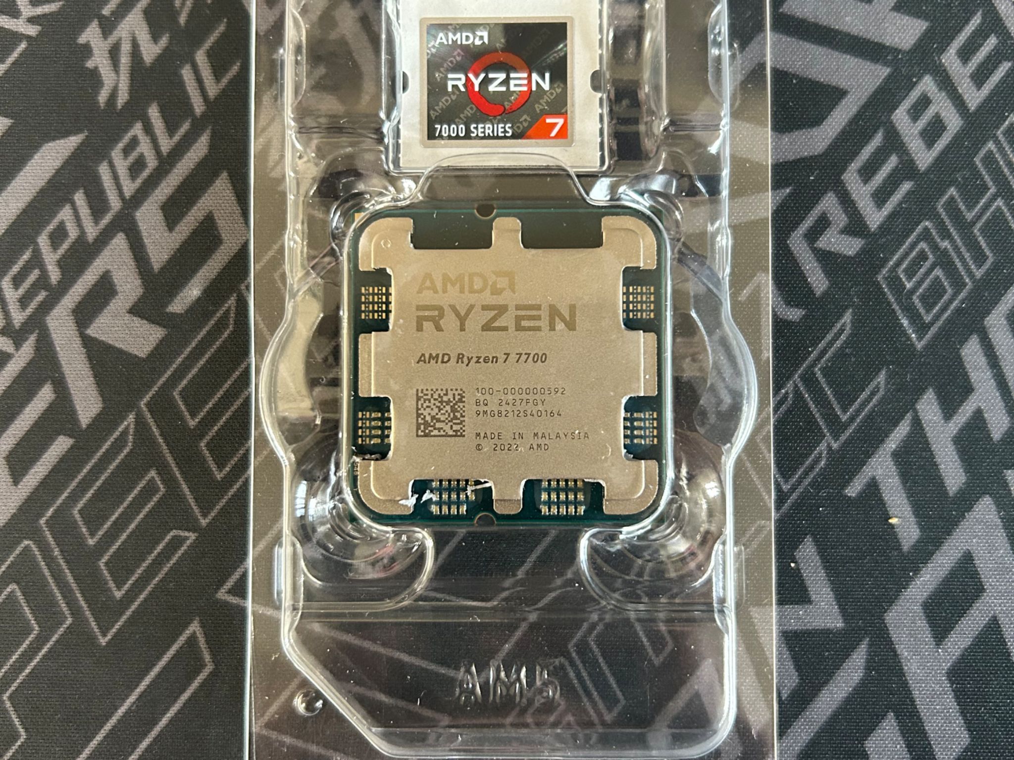 *HOLIDAY SALE* AMD Ryzen 7 7700