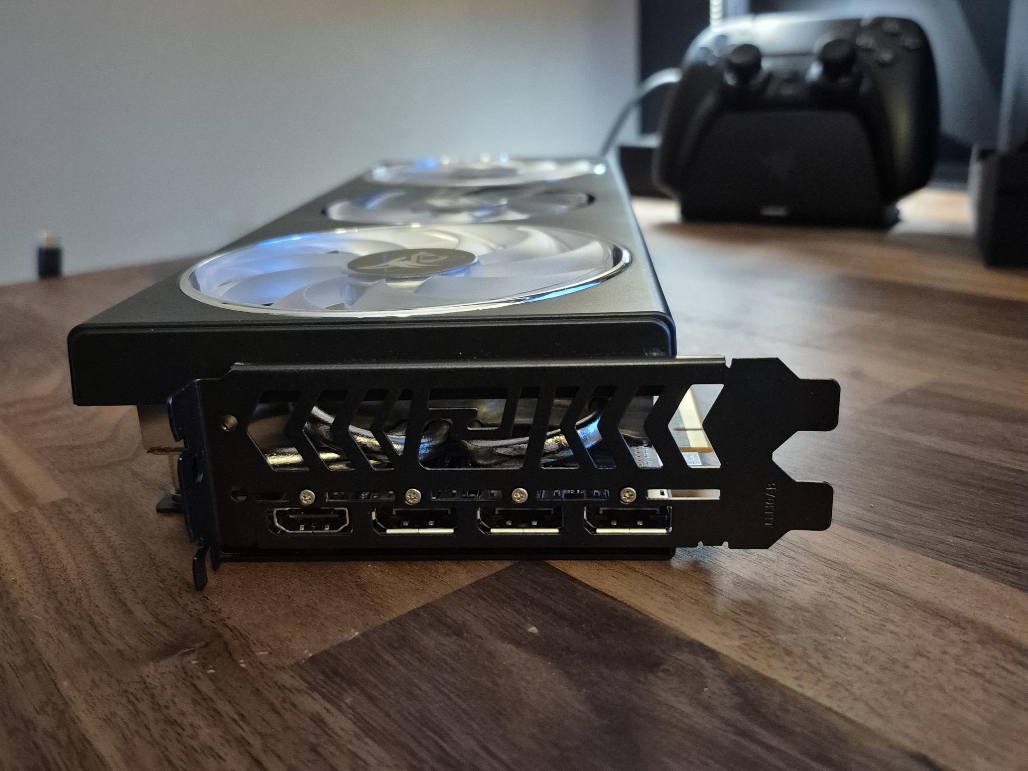 RX 7900 GRE 16 GB