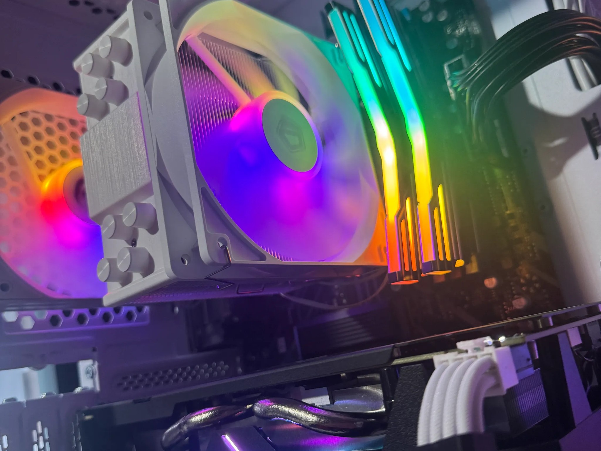 Gaming PC | Ryzen 7 2700X | RTX 2060 6GB | 16GB DDR4 | 1TB SSD | WIN 11 PRO | WIFI + BT