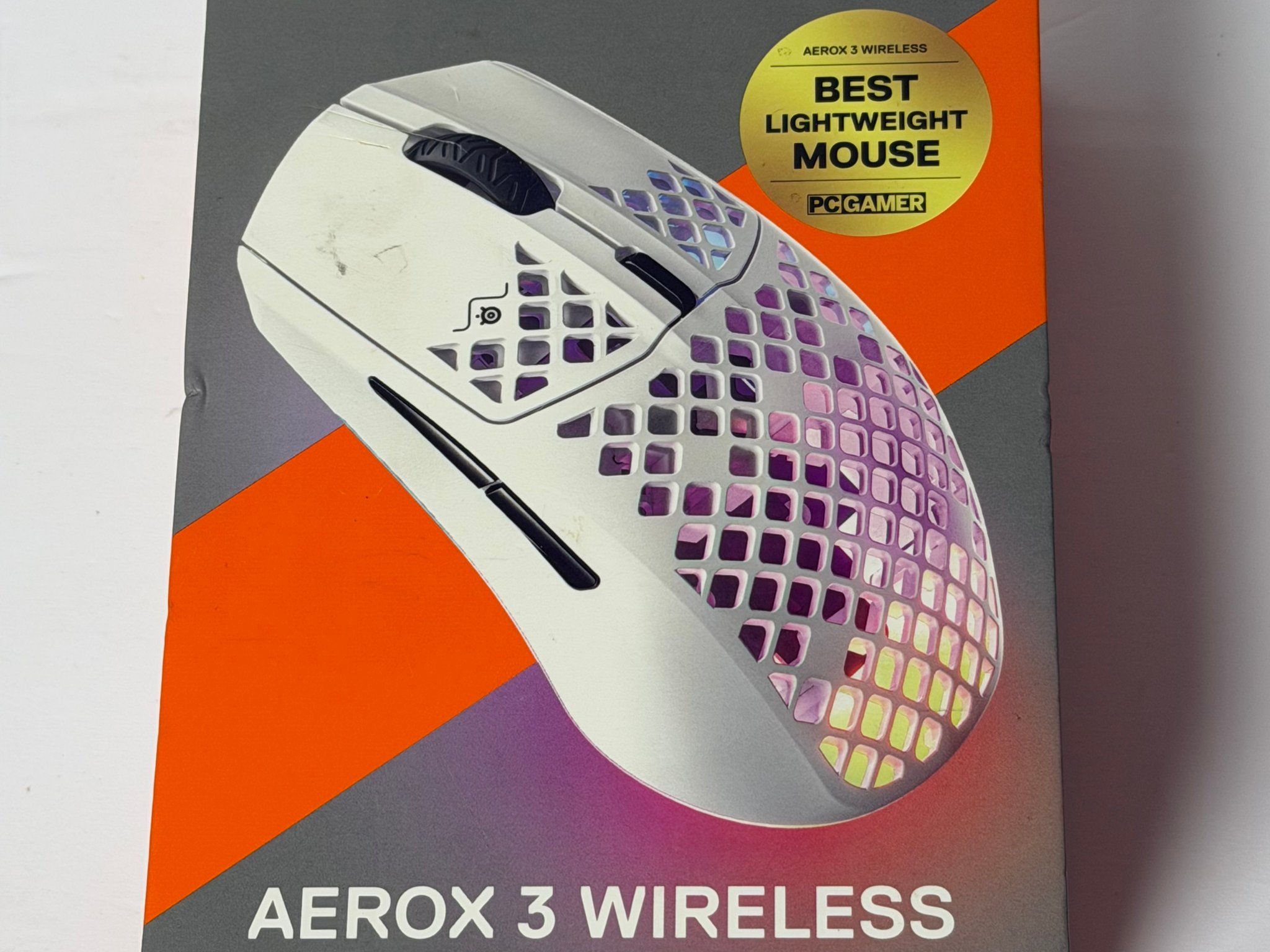 SteelSeries Aerox 3 Wireless - Holey RGB Gaming Mouse - Ultra-lightweight -Snow