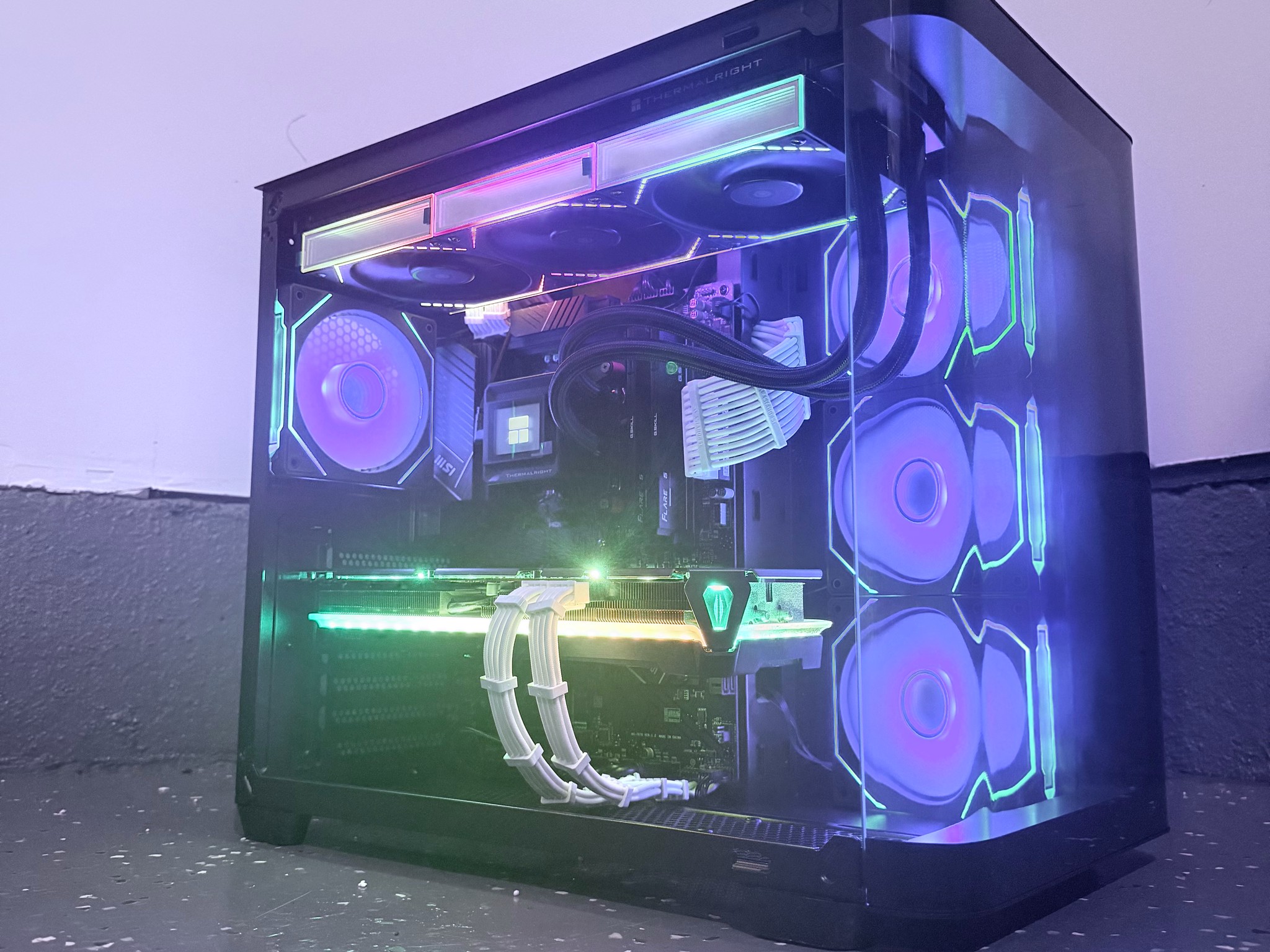 🌈"Astral Spectrum"⚫️| 4k Gaming | RX 7800XT 16GB | Ryzen 7 7700X | 32GB DDR5 | 1TB SSD+Dram