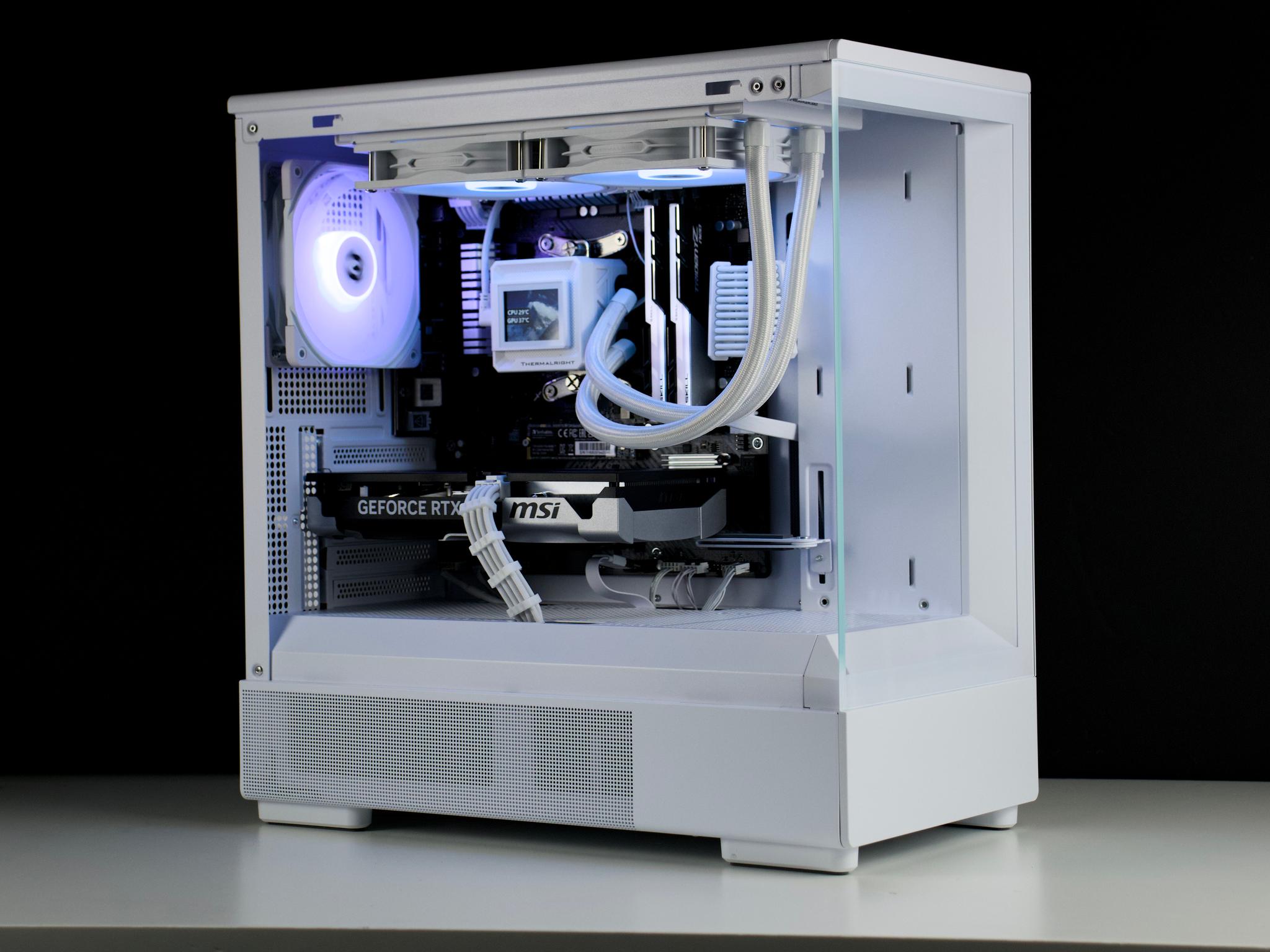 🧊❄️🧊 White Gaming PC – RTX 5060 TI, Ryzen 7 5700X, 32GB RAM, 1TB SSD - WiFi, BlueTooth 🧊❄️🧊