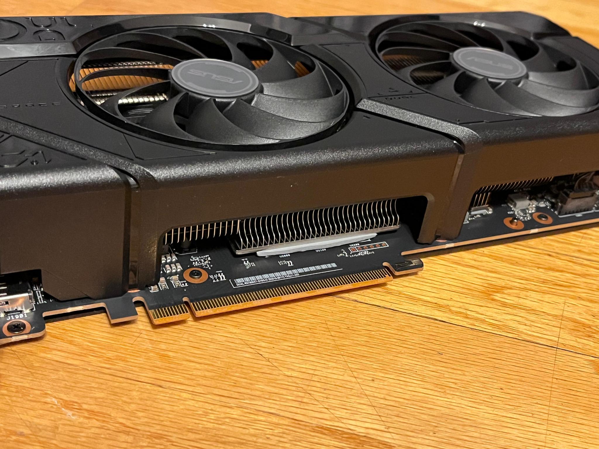 AMD Radeon RX 7800 XT 16GB — Lightly Used, Original Box Included