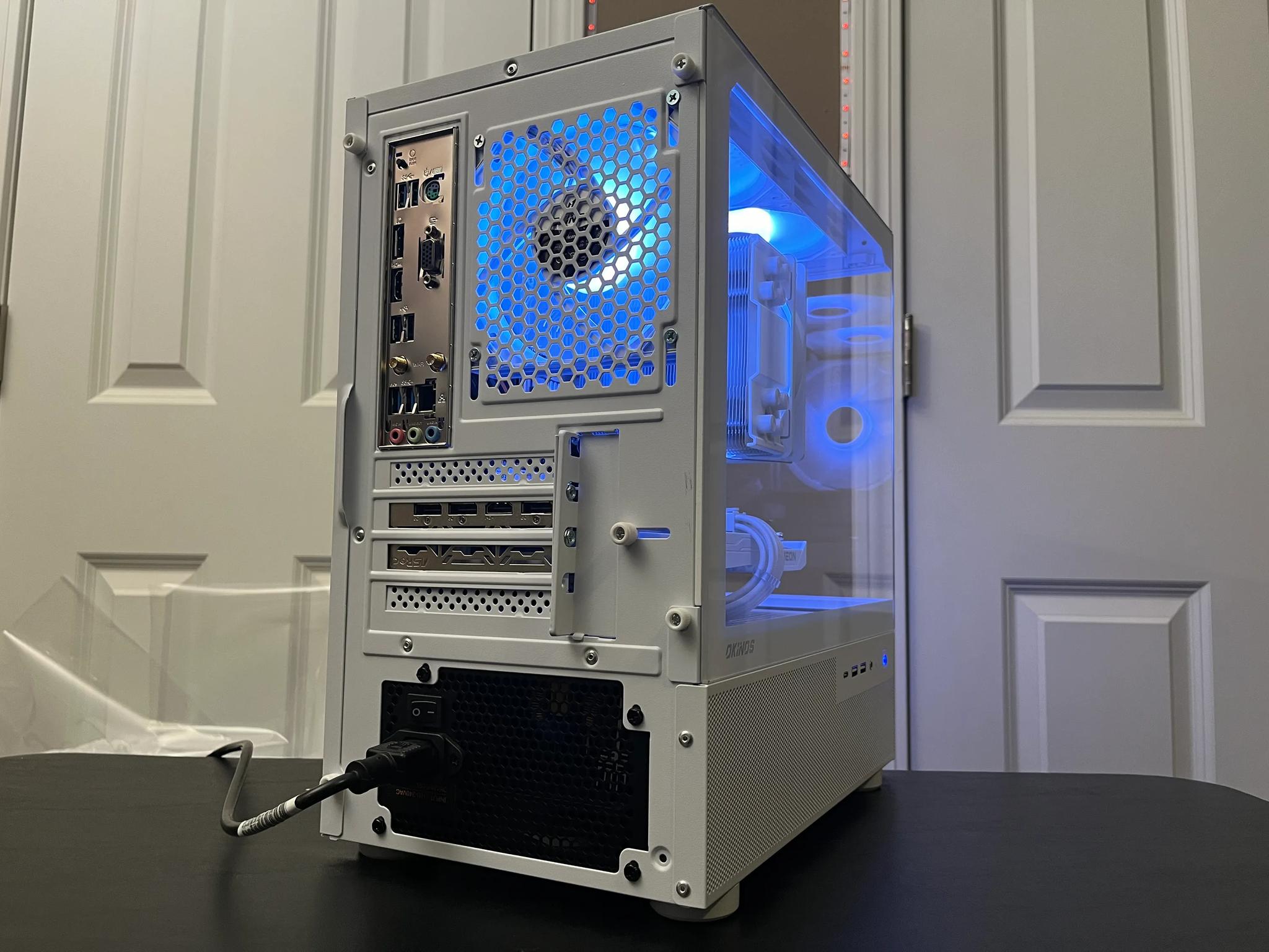 WHITE ARGB PC|RX 6600|RYZEN 5 5500|16GB RAM|500GB NVME
