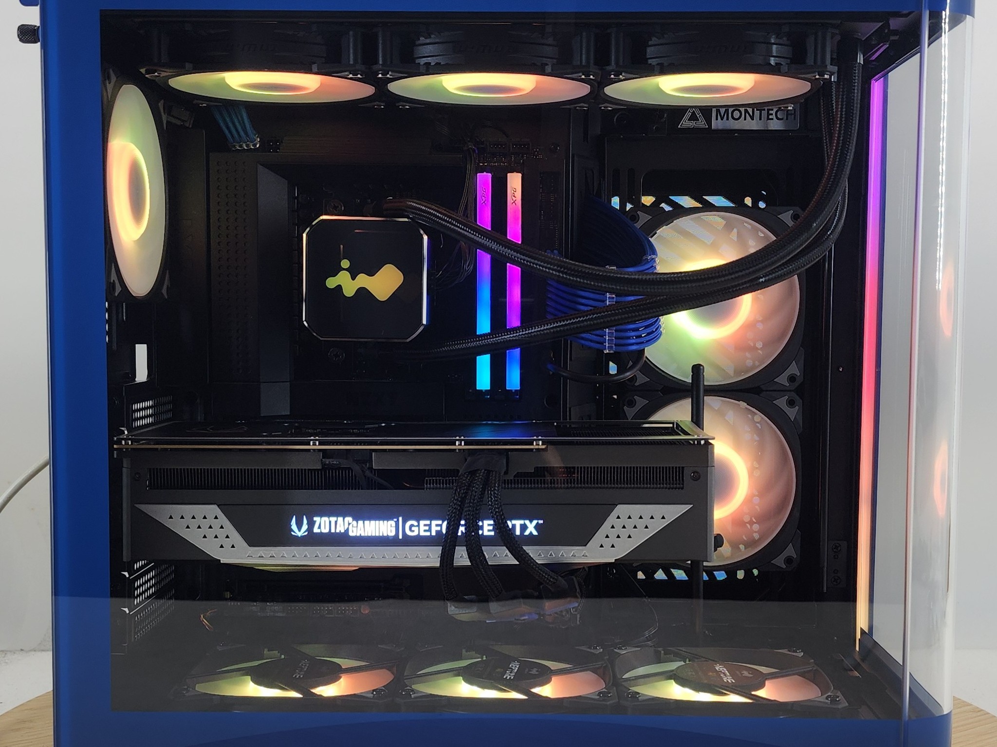 Gaming PC Ryzen 7 9700X 32GB RAM 2TB SSD RTX 4070 Ti SUPER 16GB Win11 Computer