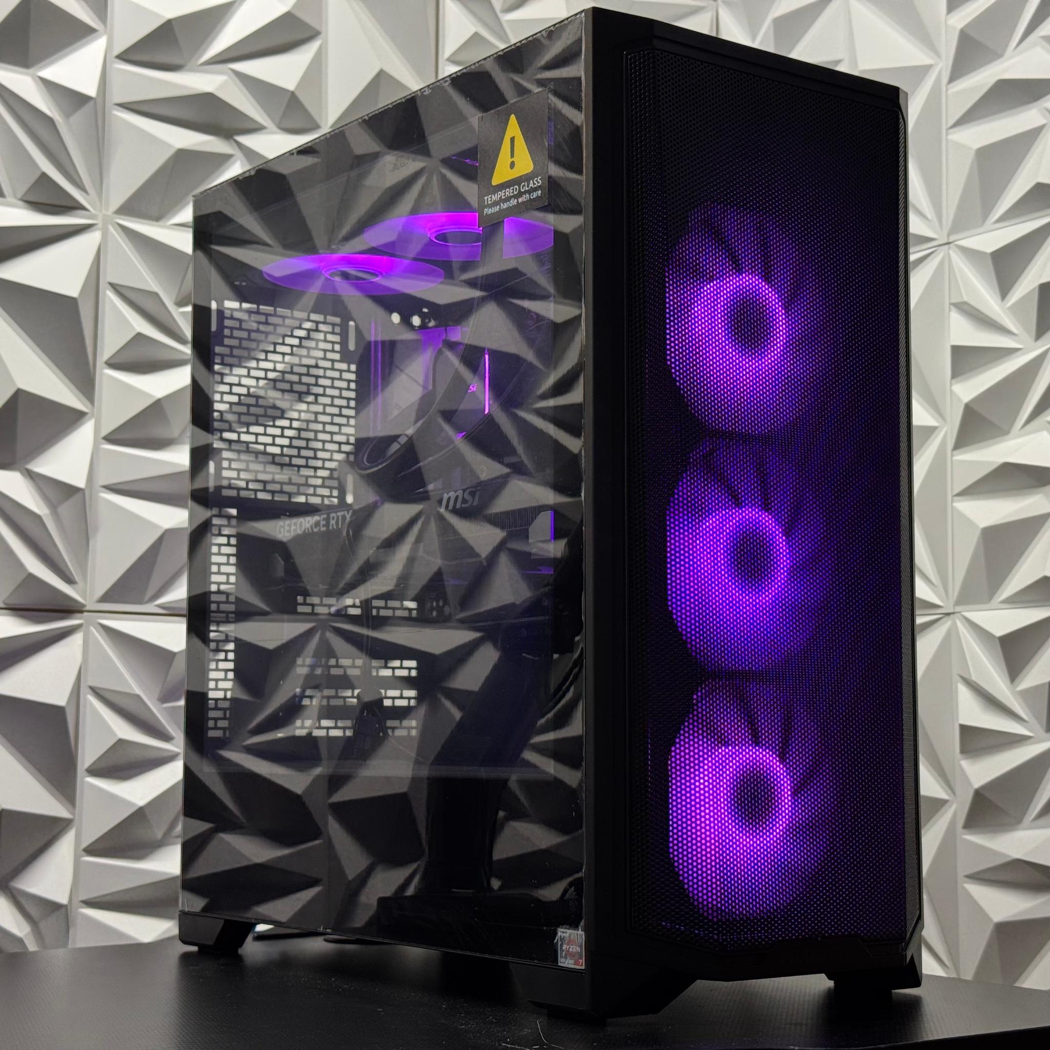 RTX 5060 Ti / Ryzen 7 5800x / 64GB RAM / 1TB SSD / Liquid cooled system / creator pc