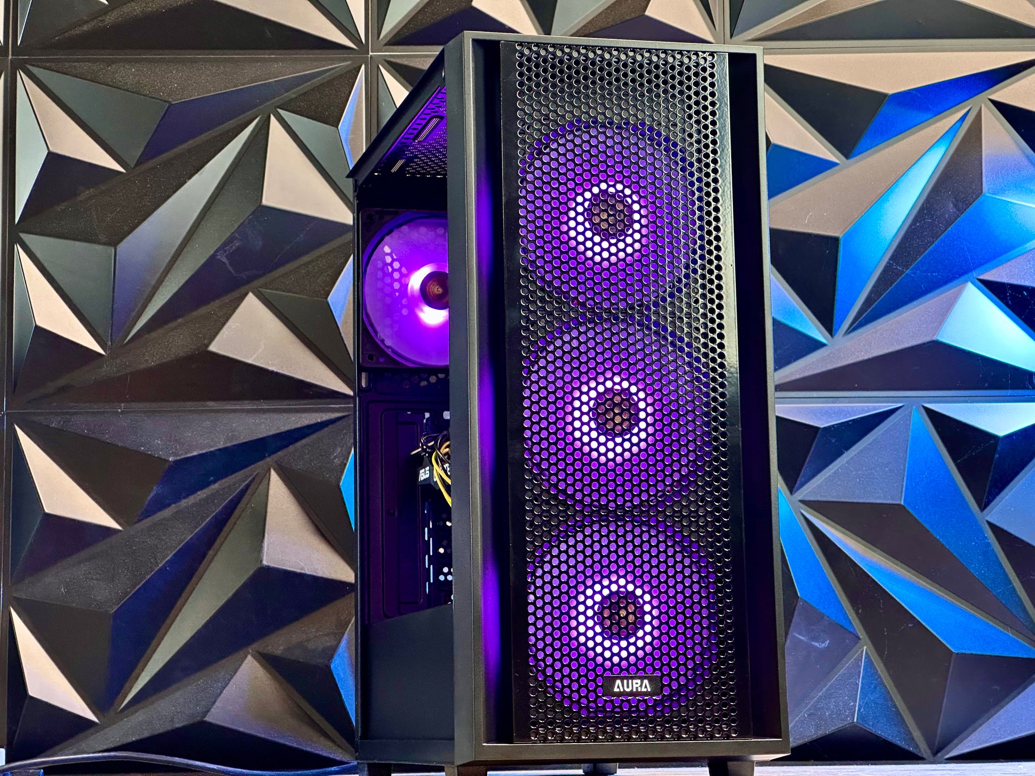 Nvidia RTX 5060 | Intel core i7 3.4ghz | 32GB RAM | SSD+1TB | Wi-Fi/BT | Win 11 - Custom Gaming PC