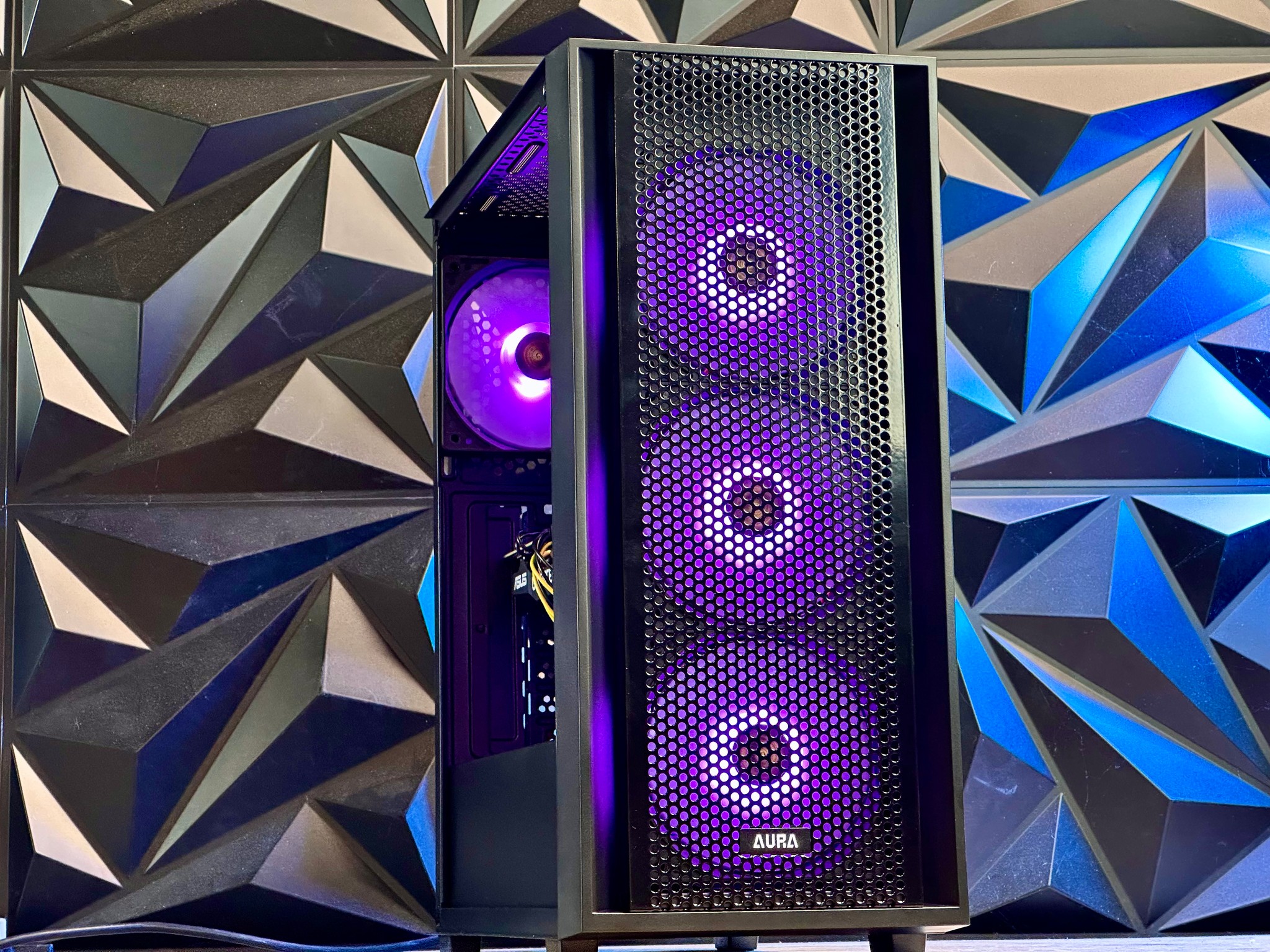 Nvidia RTX 5060 | Intel core i7 3.4ghz | 32GB RAM | SSD+1TB | Wi-Fi/BT | Win 11 - Custom Gaming PC