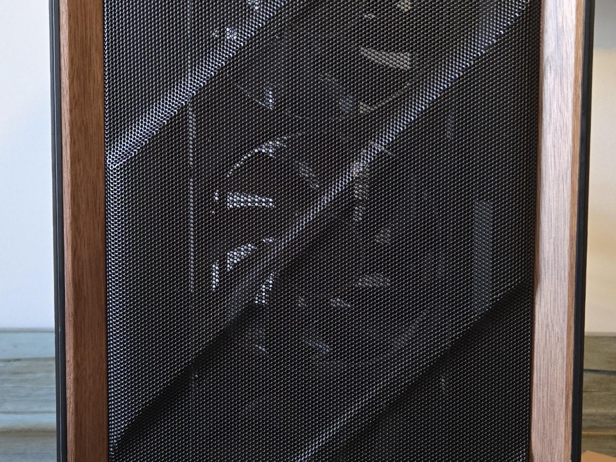 Antec Flux, Barely used, purchased in september 2025.  Black, great condition. All Fans Included