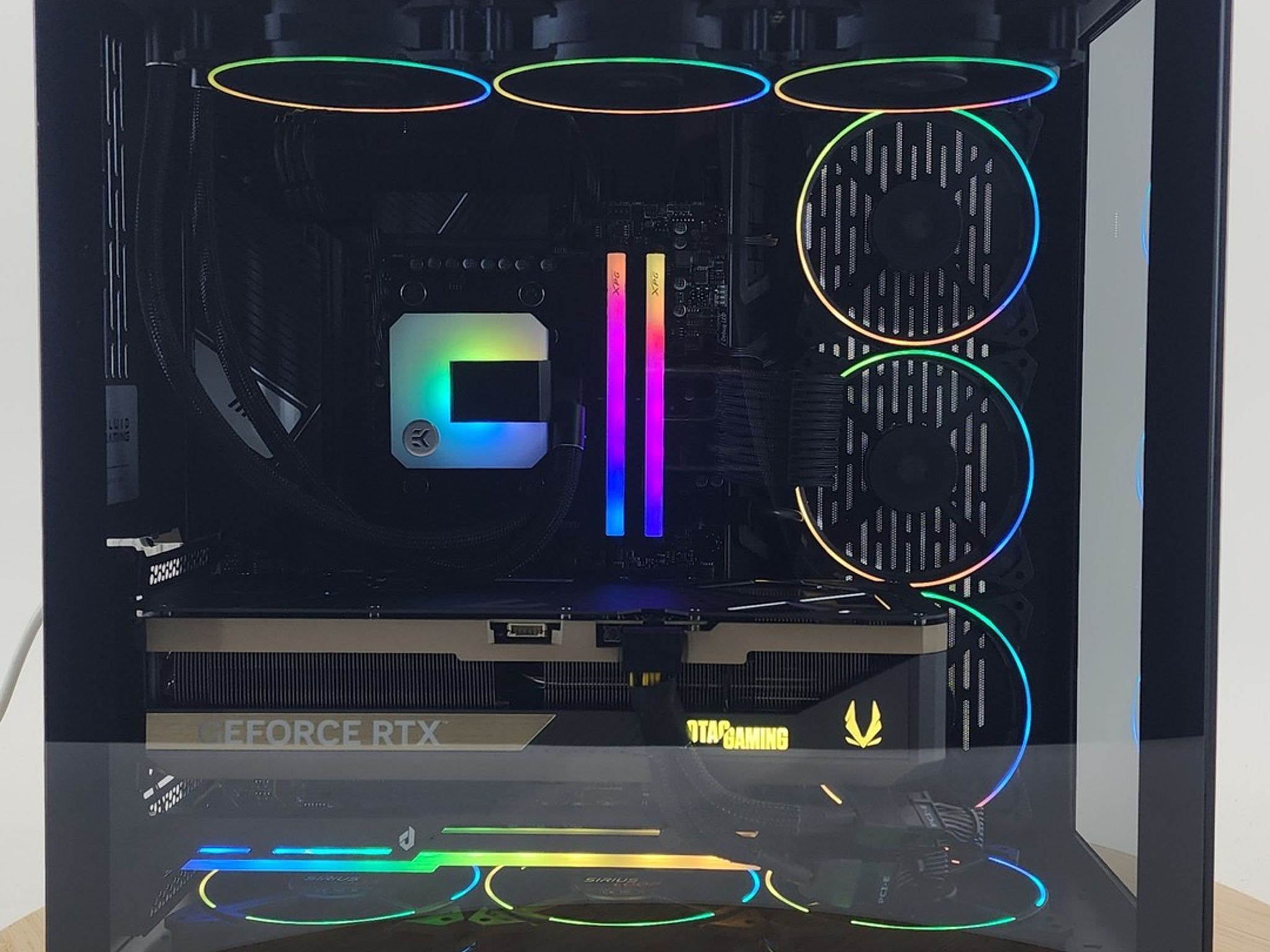 Gaming PC Ryzen 7 9800X3D 32GB RAM 2TB SSD RTX 5080 16GB Windows 11 Computer