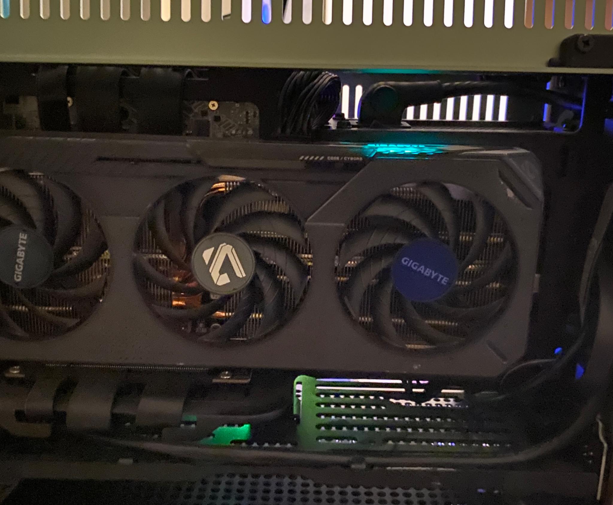 Green Fractal Terra Sff Gaming Pc