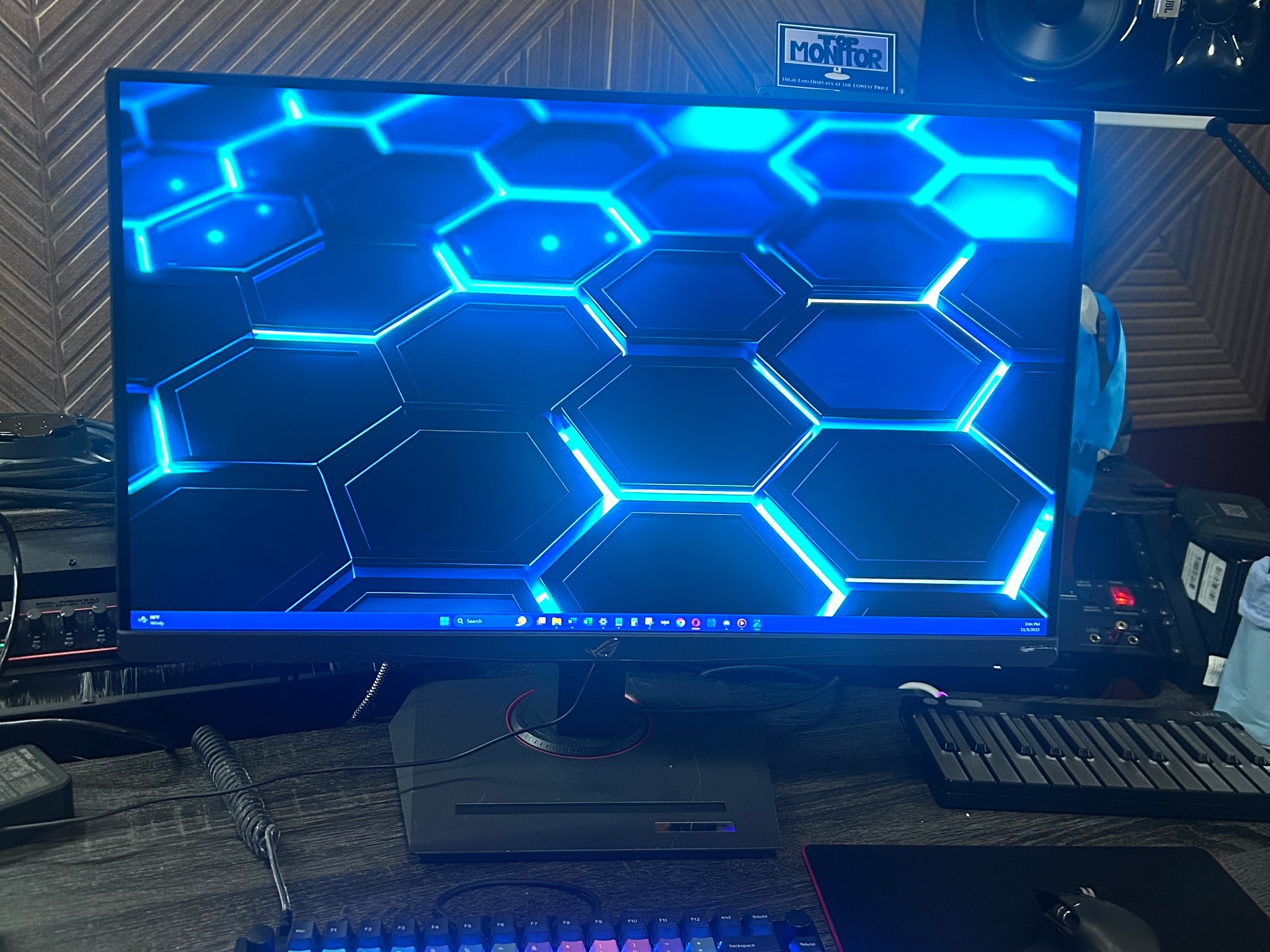 RoG 27" 2K (180Hz Refresh Rate) (2560x1440p) Gaming Monitor