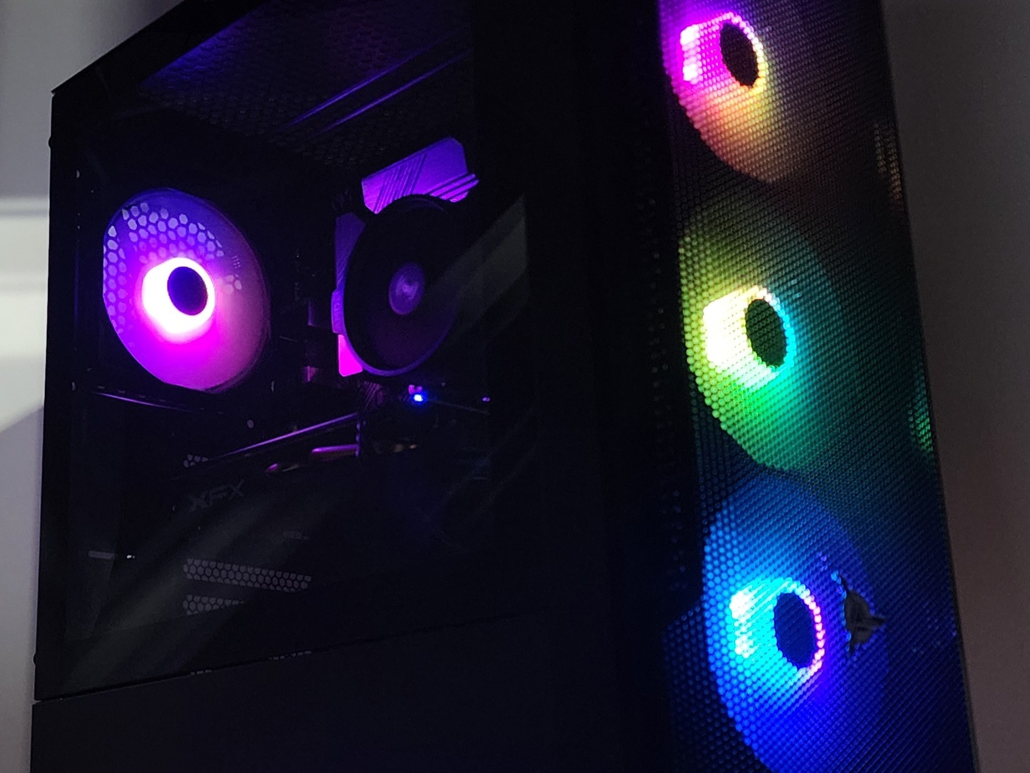 Gaming PC Ryzen 5 3600 16GB RAM 512GB SSD RX 580 8GB Windows 11 PC