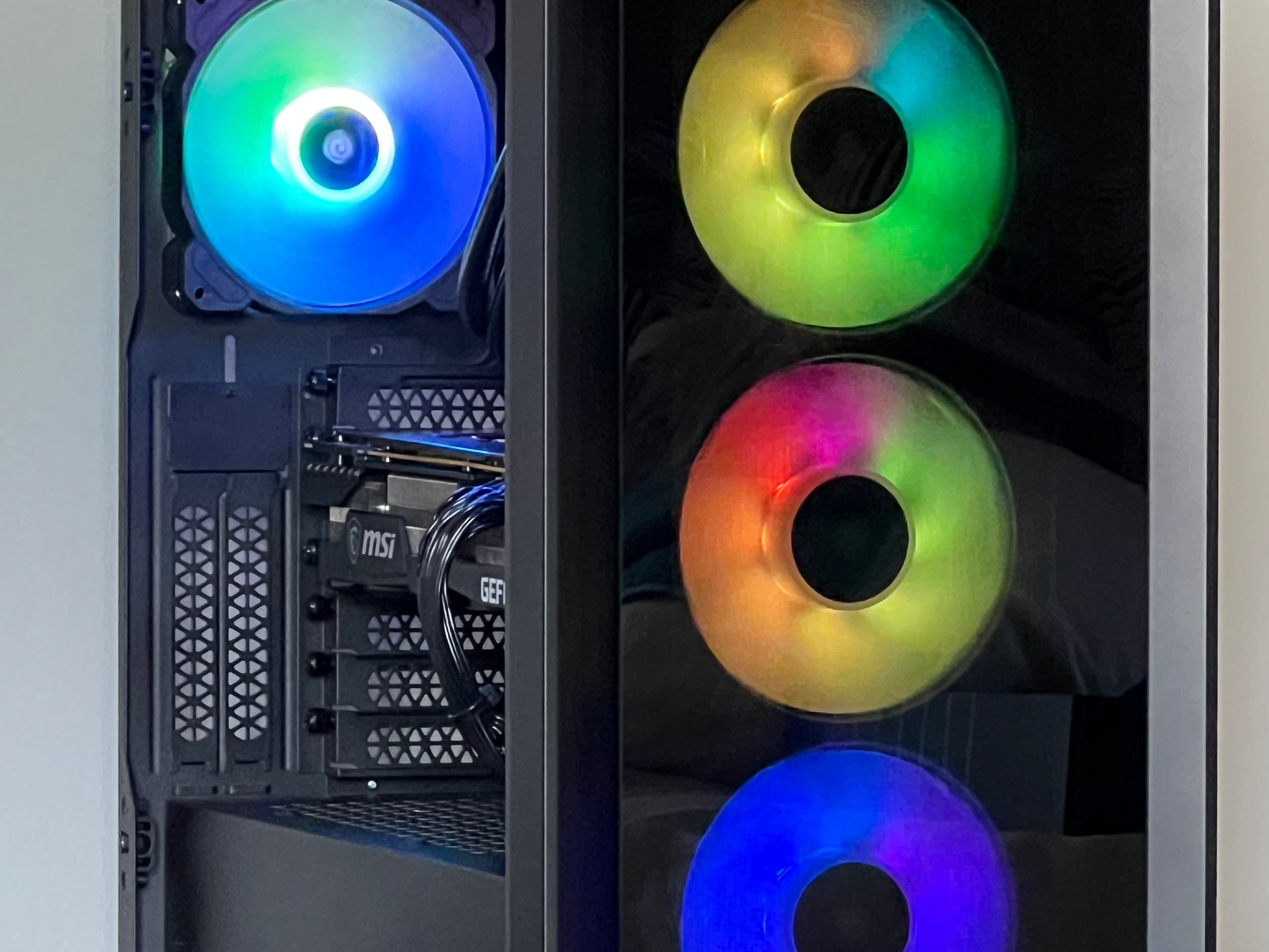 Intel i7 13700k ~ MSI Ventus 3090 ~ Corsair 4000x