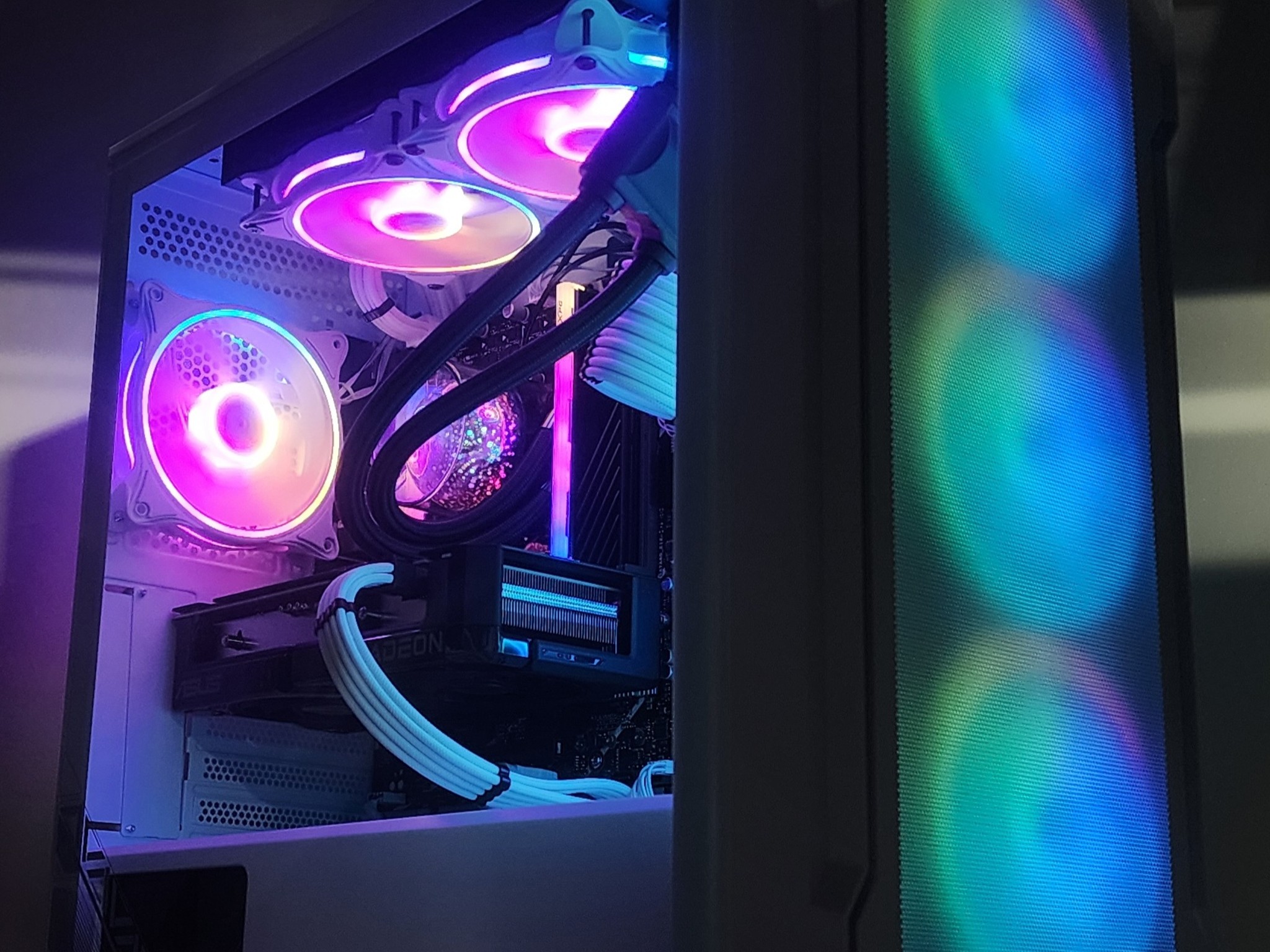 Gaming PC i5-14400F 16GB RAM 1TB SSD RX 7600 XT 16GB Windows 11 Computer