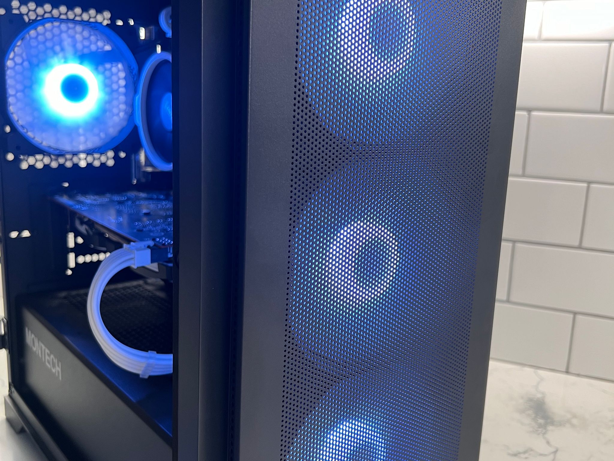 Gaming Pc- Ryzen 5 3600 & rx6600