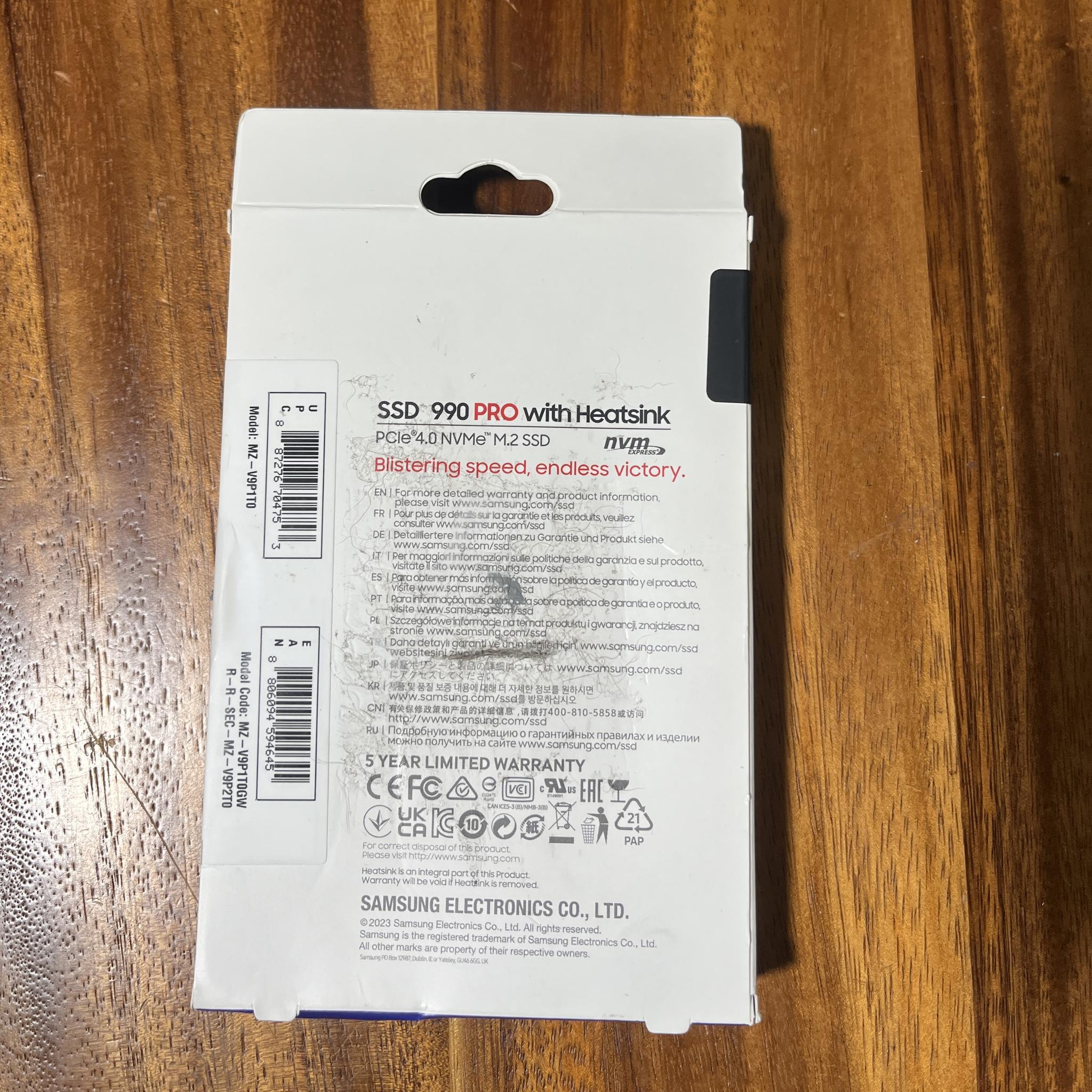 SAMSUNG SSD 990 PRO + Heatsink 1TB PCIe 4.0 NVMe M.2 PC/PS5 Internal MZ-V9P1T0GW