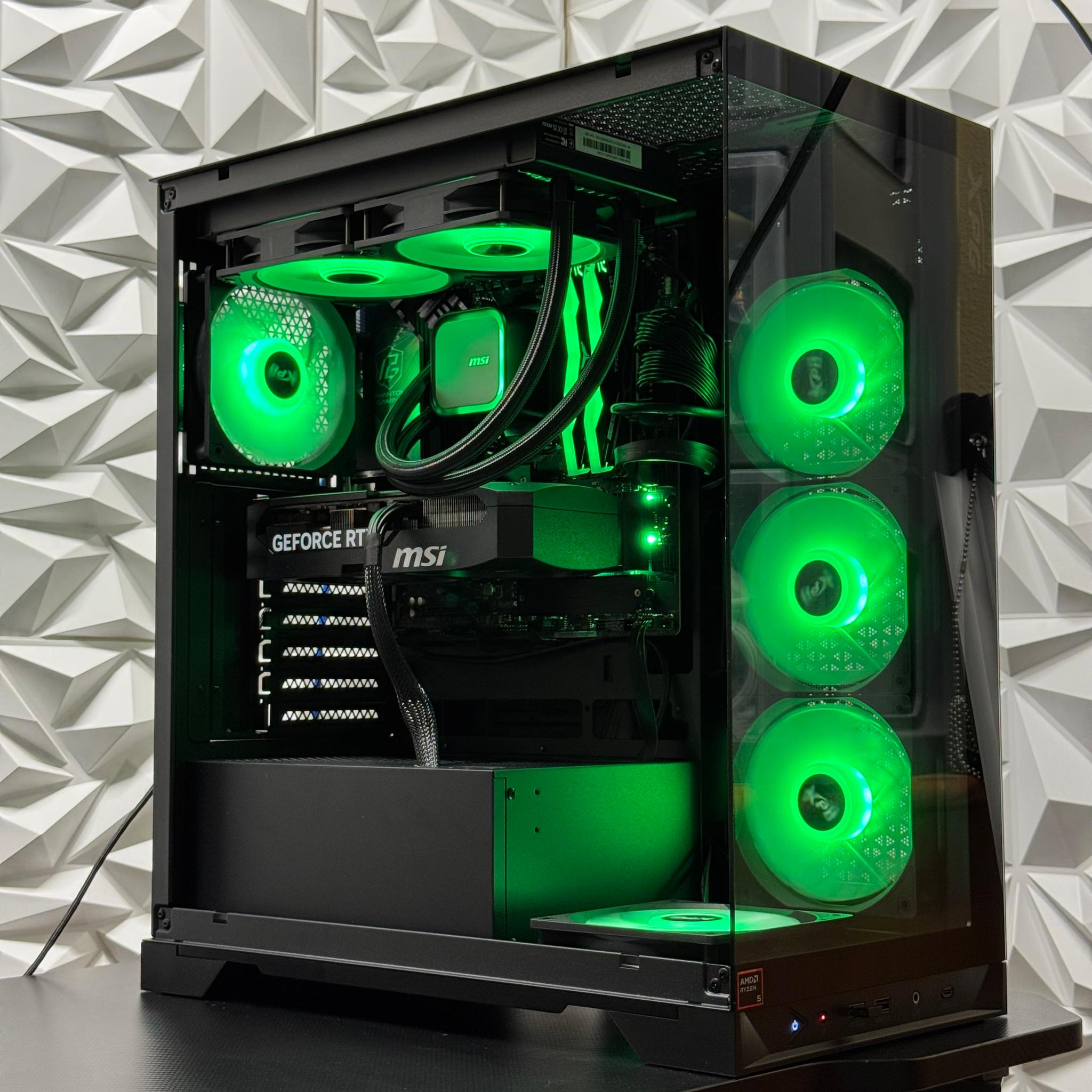 RTX 5070 / 16GB DDR5 / 1TB Samsung 980 Pro / Ryzen 9000 Series / 750w psu / liquid