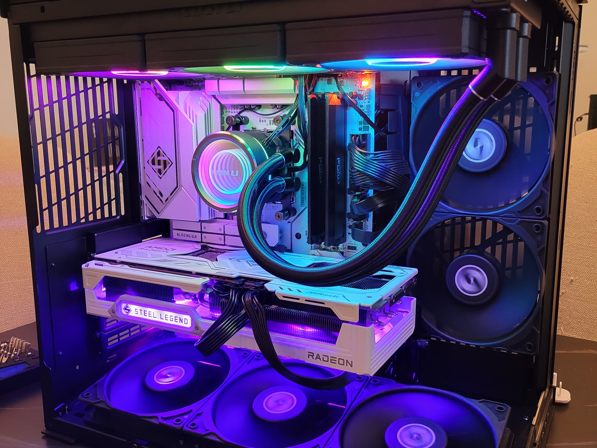 Gaming PC 9700x - 9070 XT - B850 Steel Legend Wifi - 32GB 6400MHz - 1TB SSD NVME - Lian Li