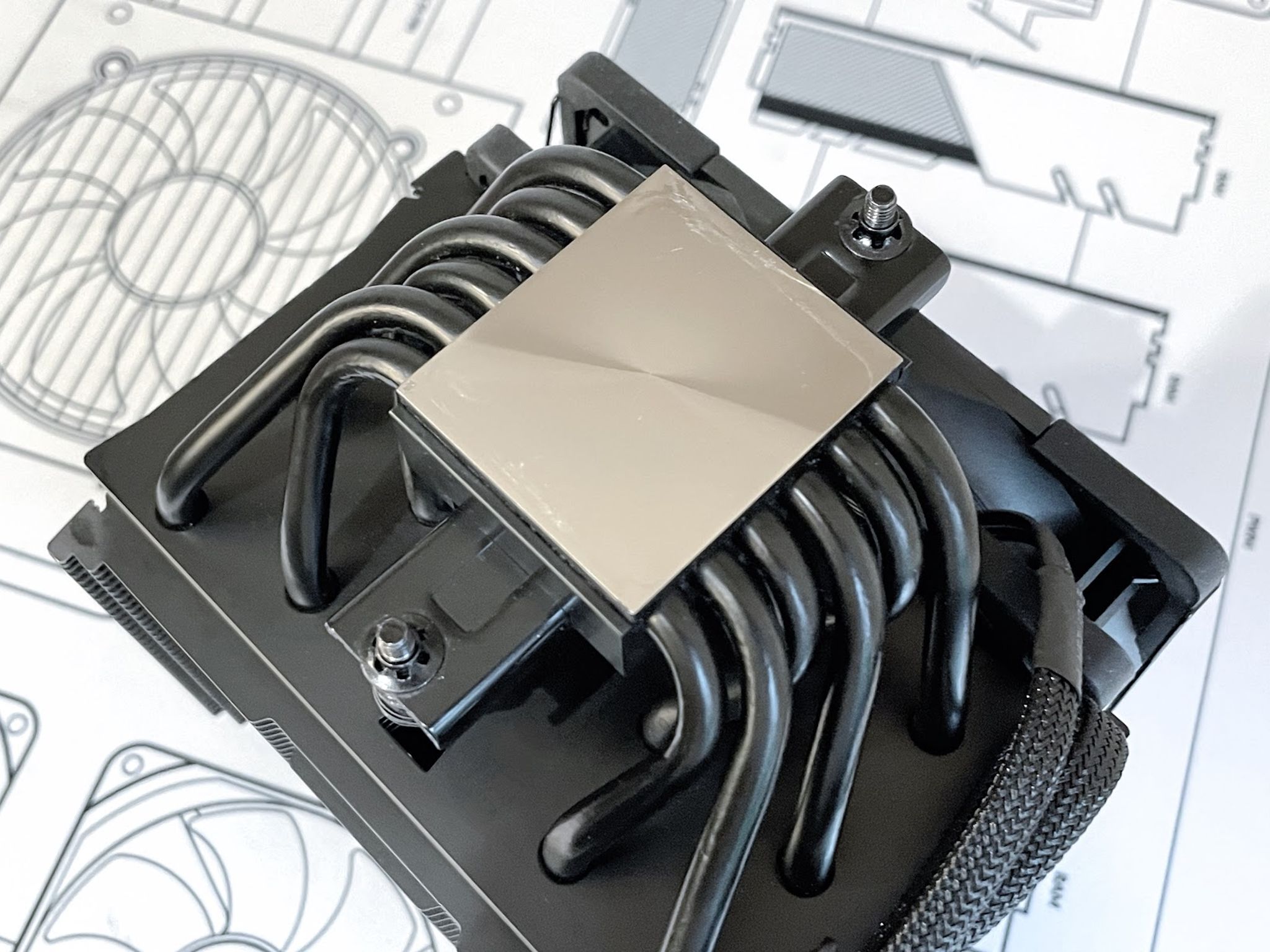 Scythe Mugen 5 Black Edition (SCMG-5100BE) + 2x Arctic P12 PST PWM Case Fans & 8g MX-4 Thermal Paste