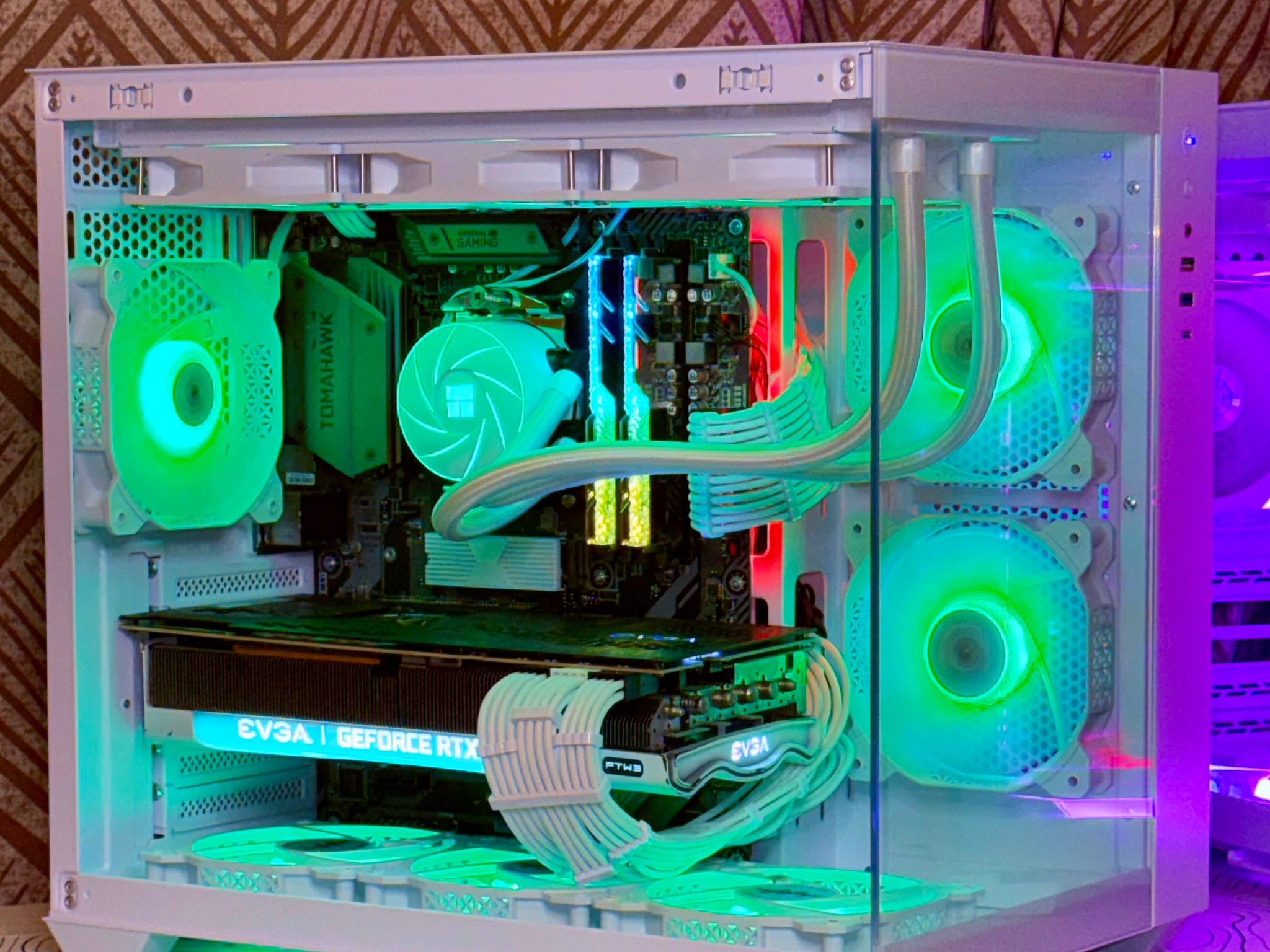 White Ranger Gaming PC | RTX 3080 FTW3 Ultr + Ryzen 7 3700X – (Free Xbox One X)