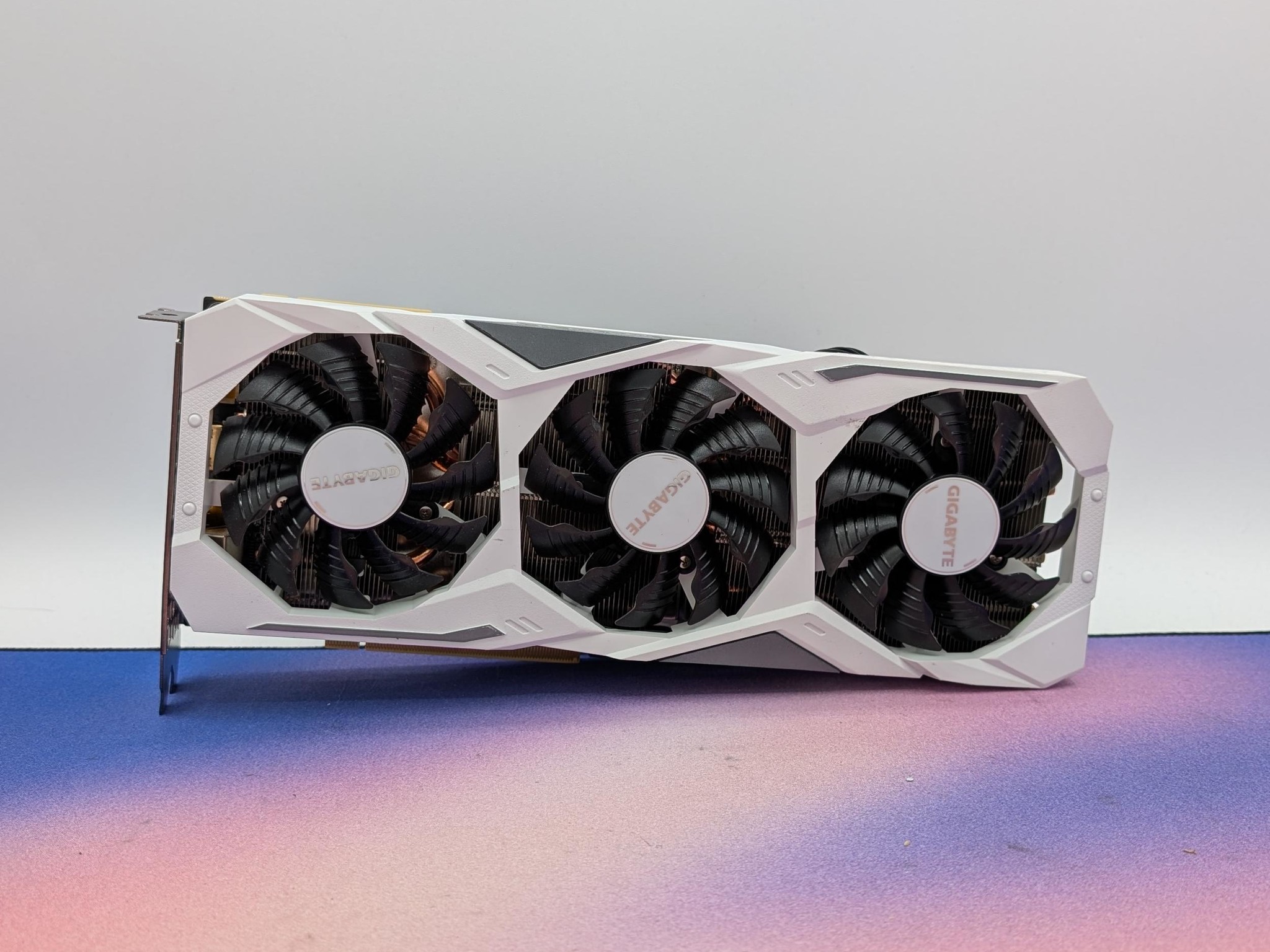 Gigabyte Gaming OC White Edition RTX 2080