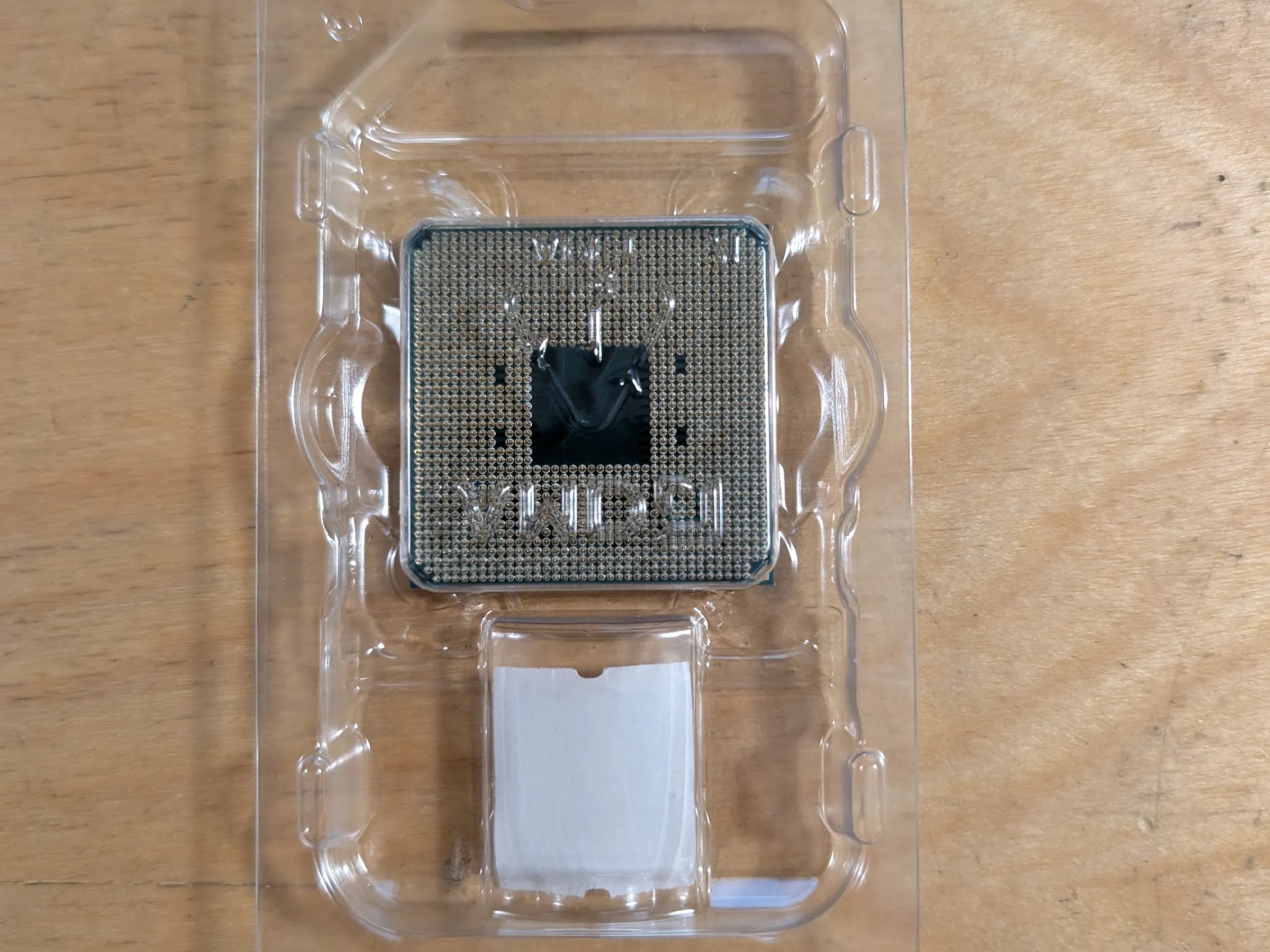 AMD Ryzen 7 5700x