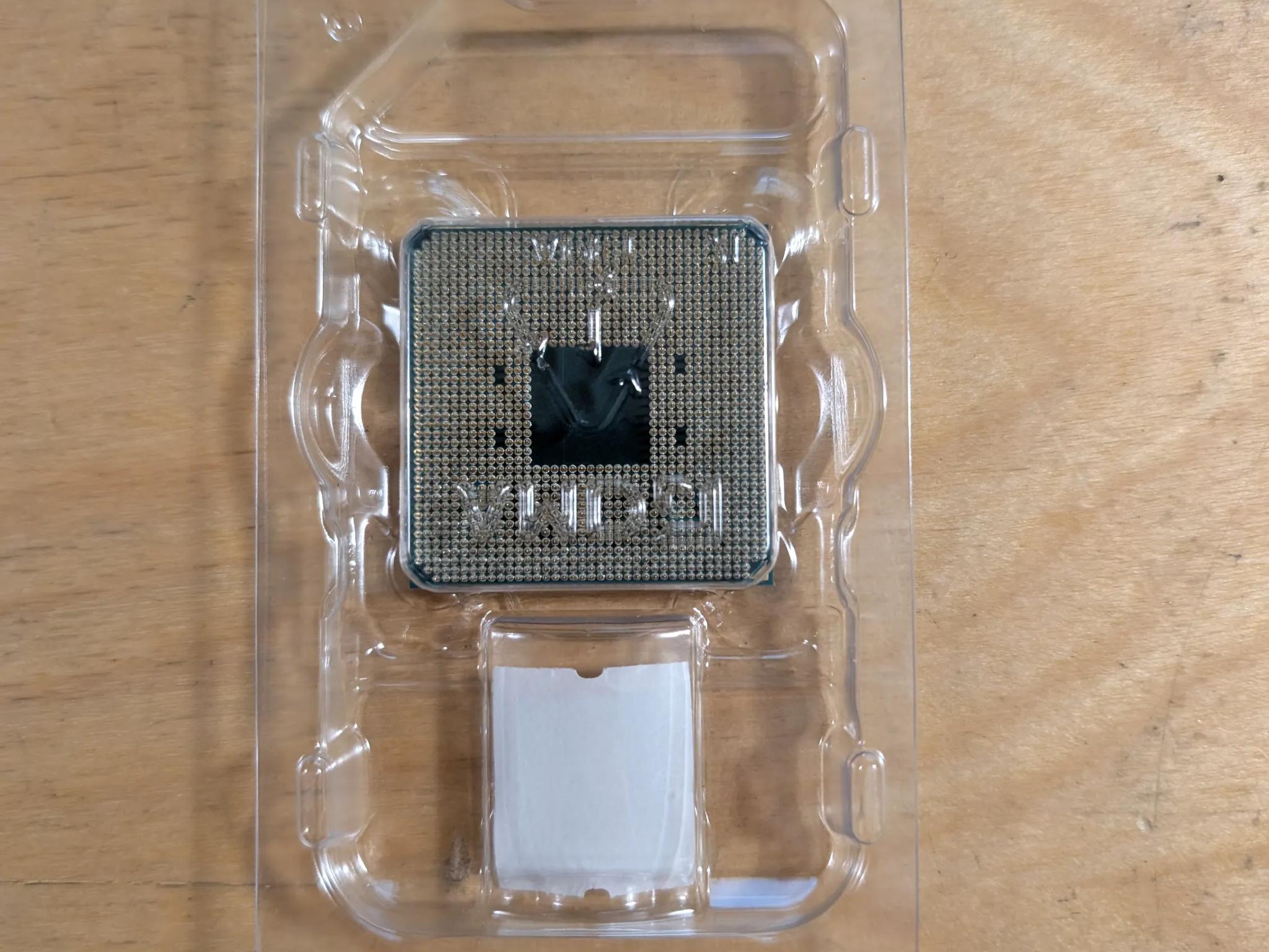 AMD Ryzen 7 5700x