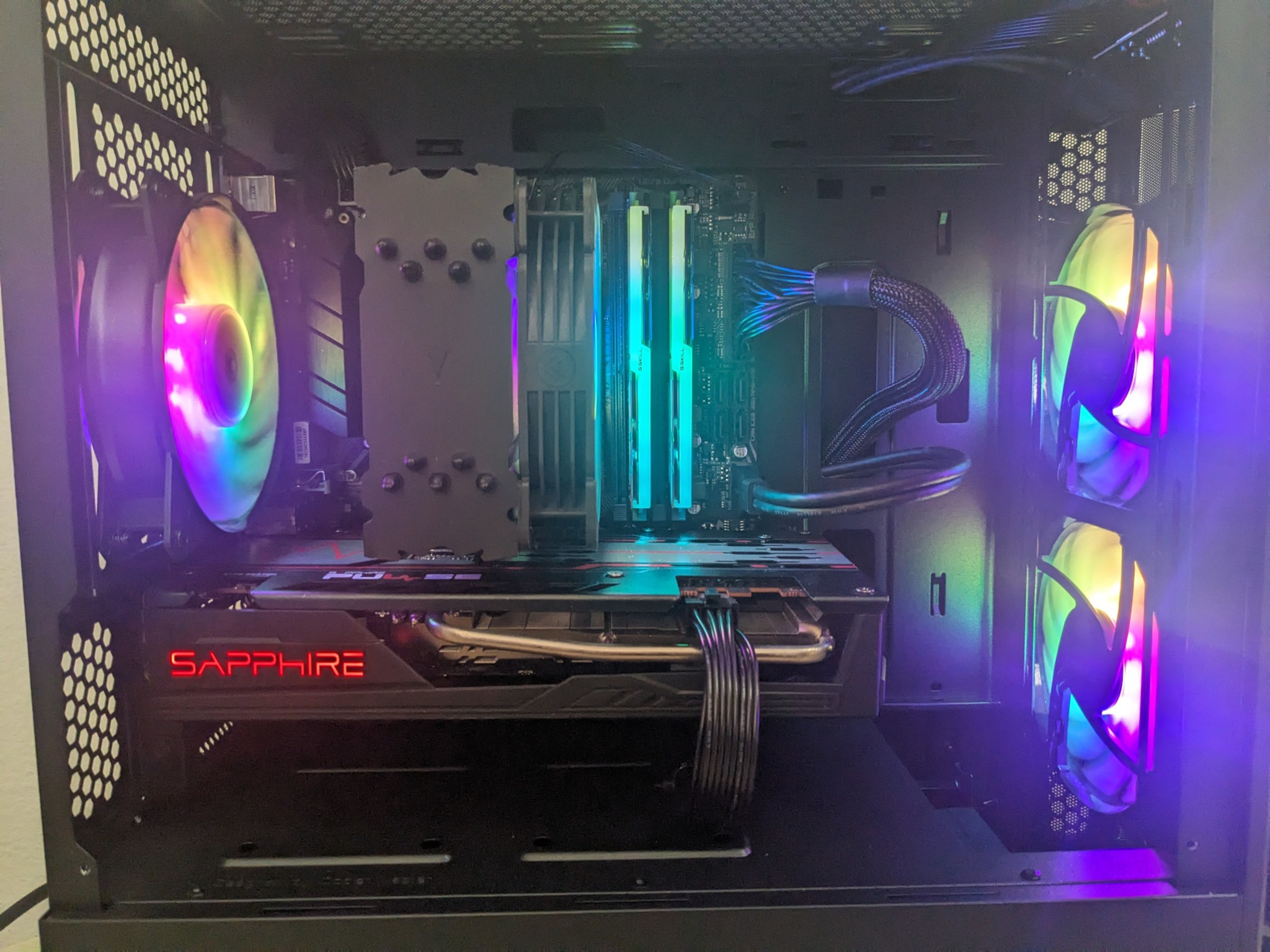 RX 5600XT, i5-10400 Gaming PC (16GB RAM, 1TB SSD, Win11 Home)