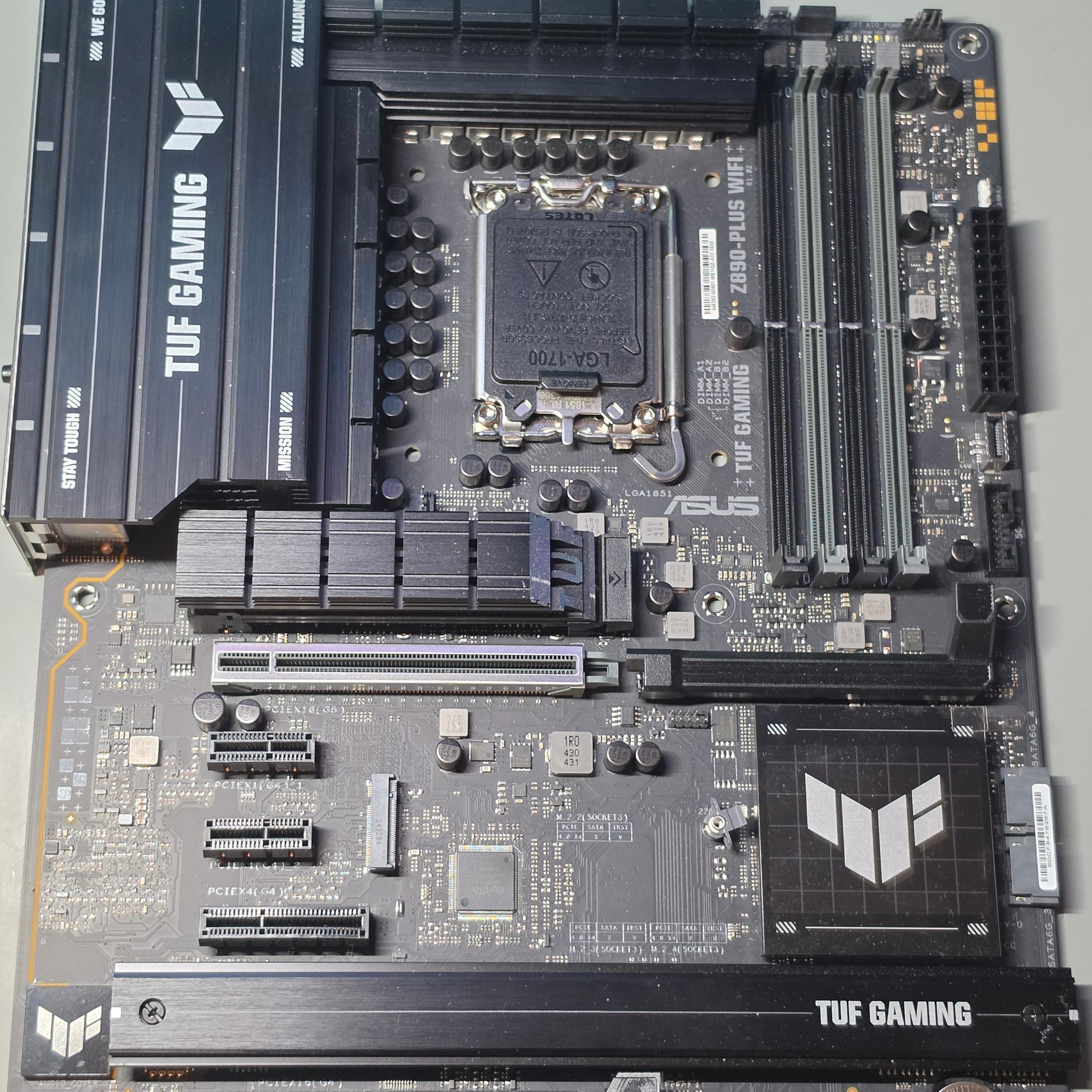 ASUS TUF GAMING Z890-PLUS WIFI *READ*