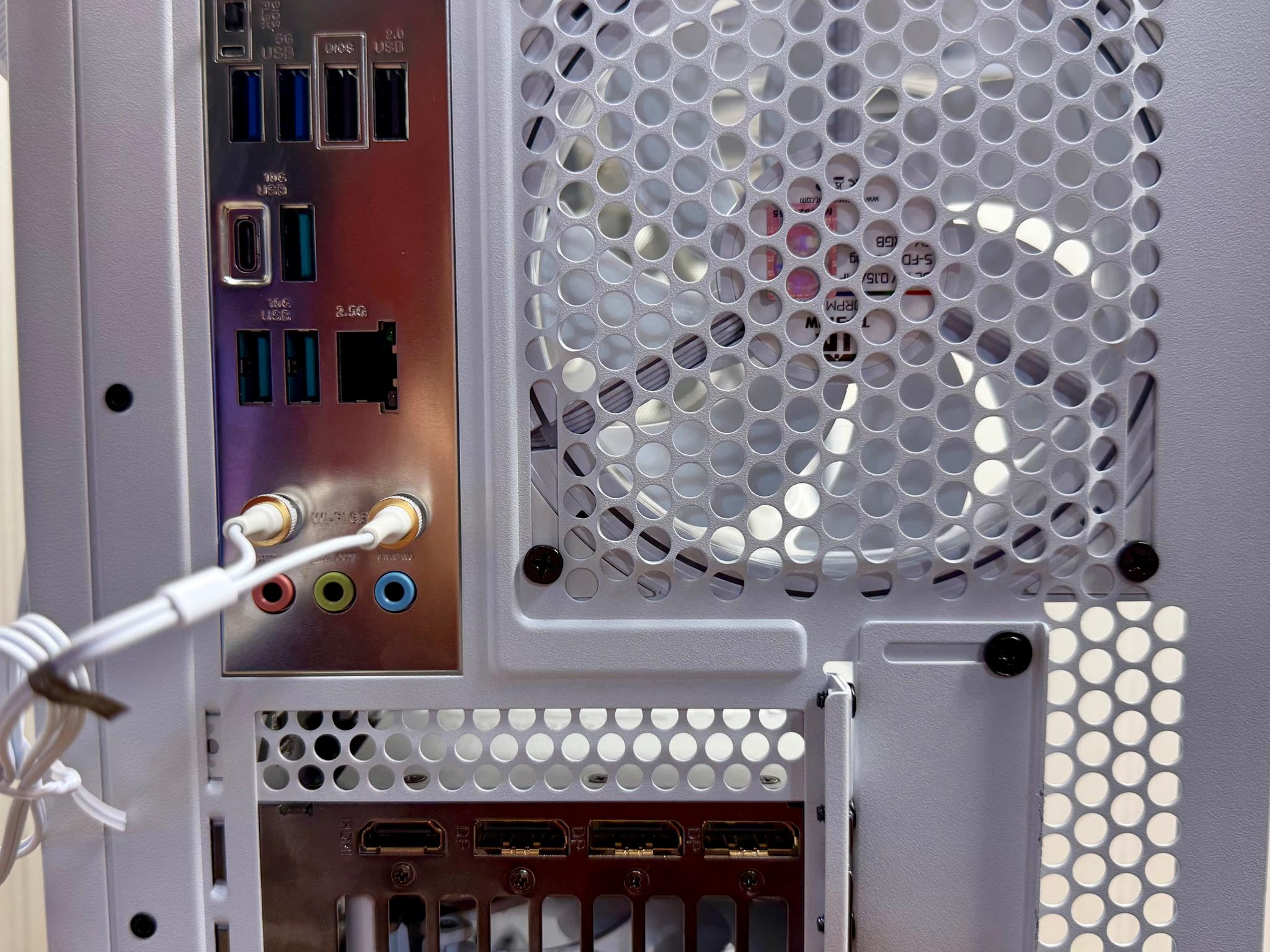 🤍 Aurora Apex 4K Flagship | RTX 5080 16GB | Ryzen 7 7800X3D | 32GB DDR5/2 tb nvme 3tb hdd/ 1000w