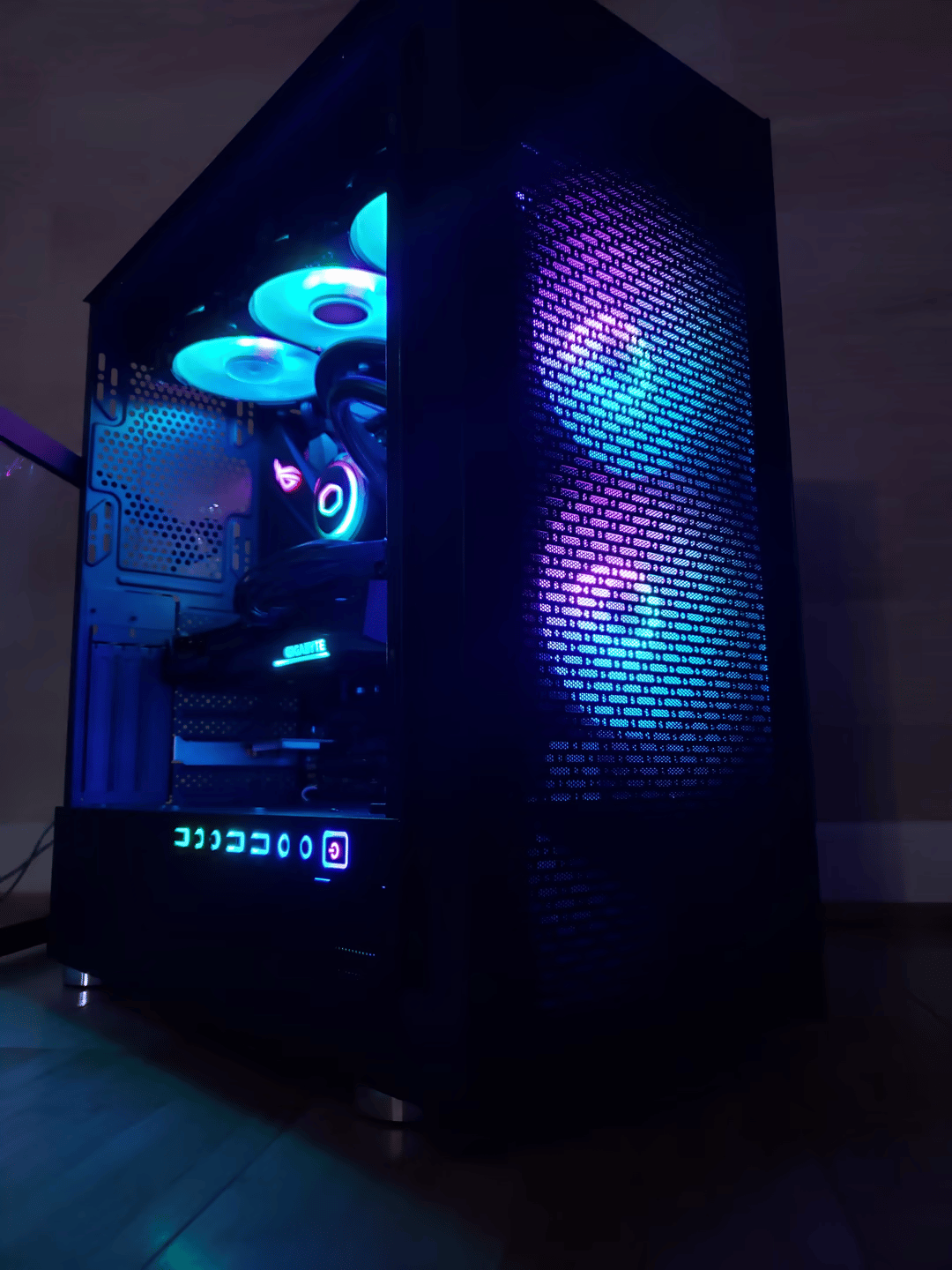 Glowstick | Ryzen 5 5800x & RTX 3060 Gaming PC