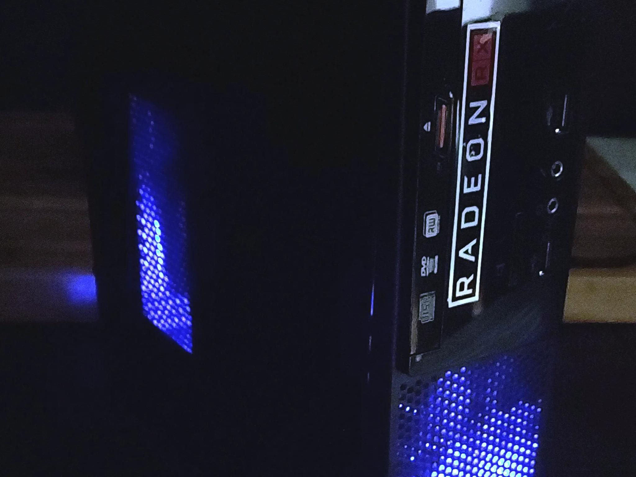 Ultra-budget Mini Gaming desktop, i3-6100, Radeon WX3100 4GB, 8GB RAM, 512GB SSD