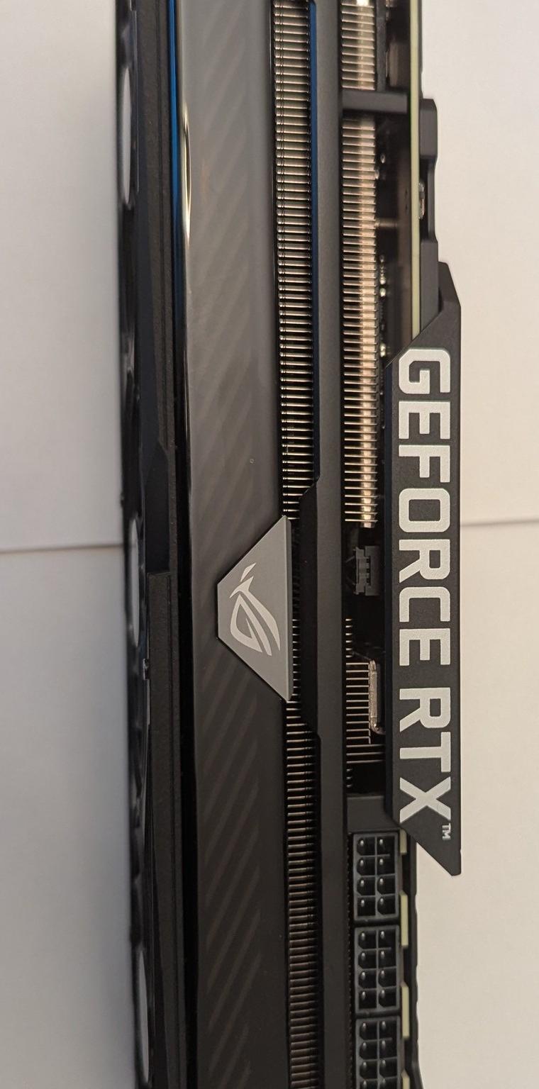 Asus ROG STRIX GAMING OC GeForce RTX 3070 Ti