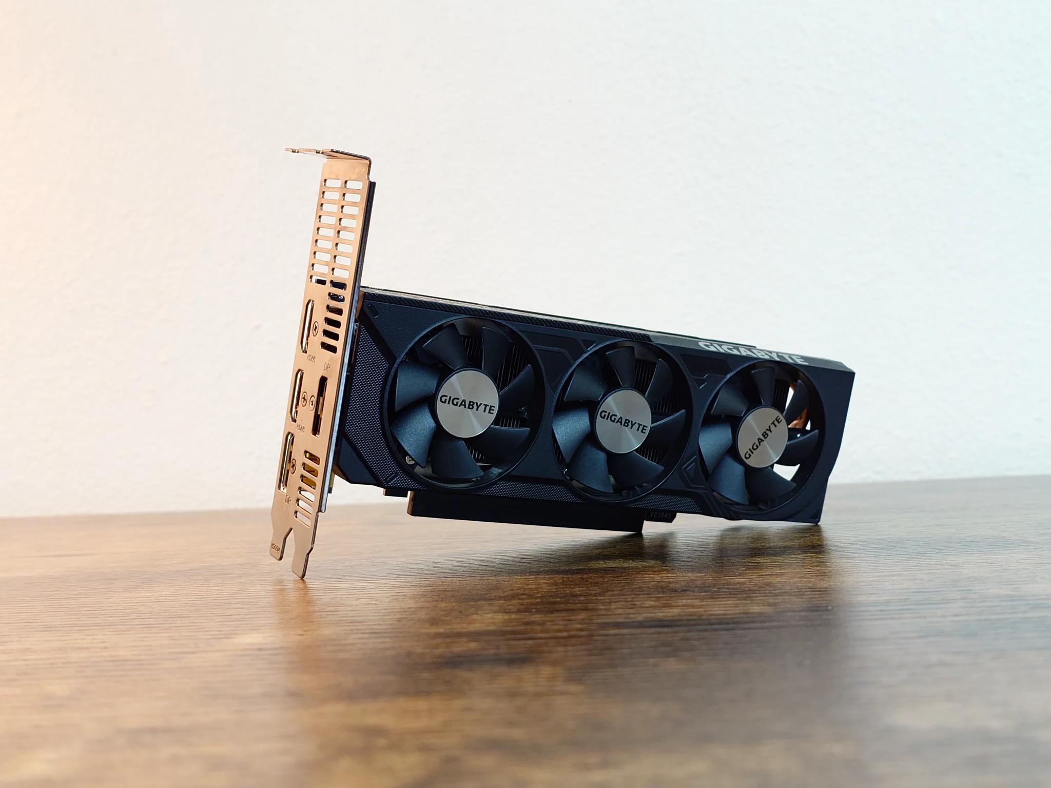 Gigabyte 4060 LP
