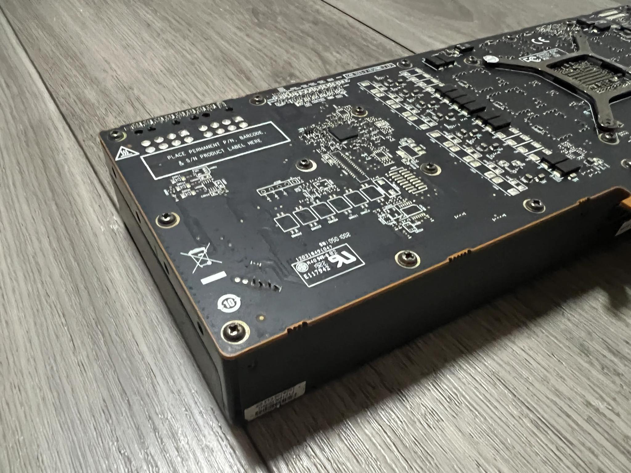 AMD Radeon RX 5700 8GB (AS-IS)