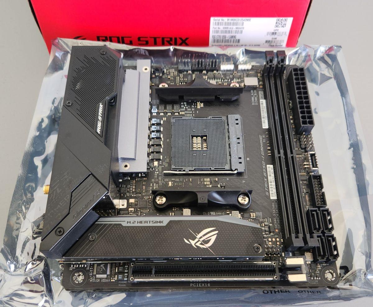 Asus ROG Strix B550-I Gaming, mITX AM4 WiFi6