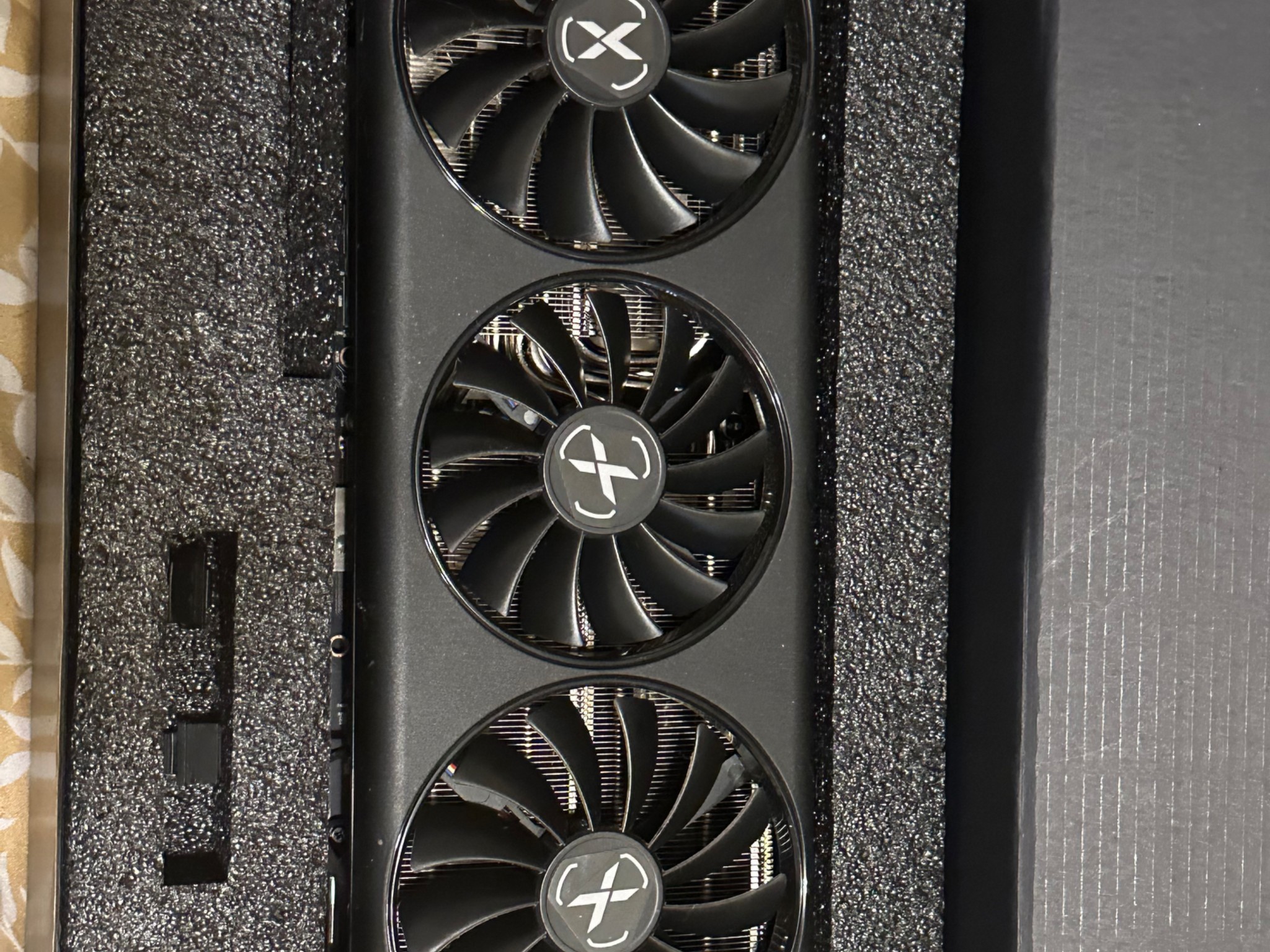 XFX AMD Radeon RX 6800