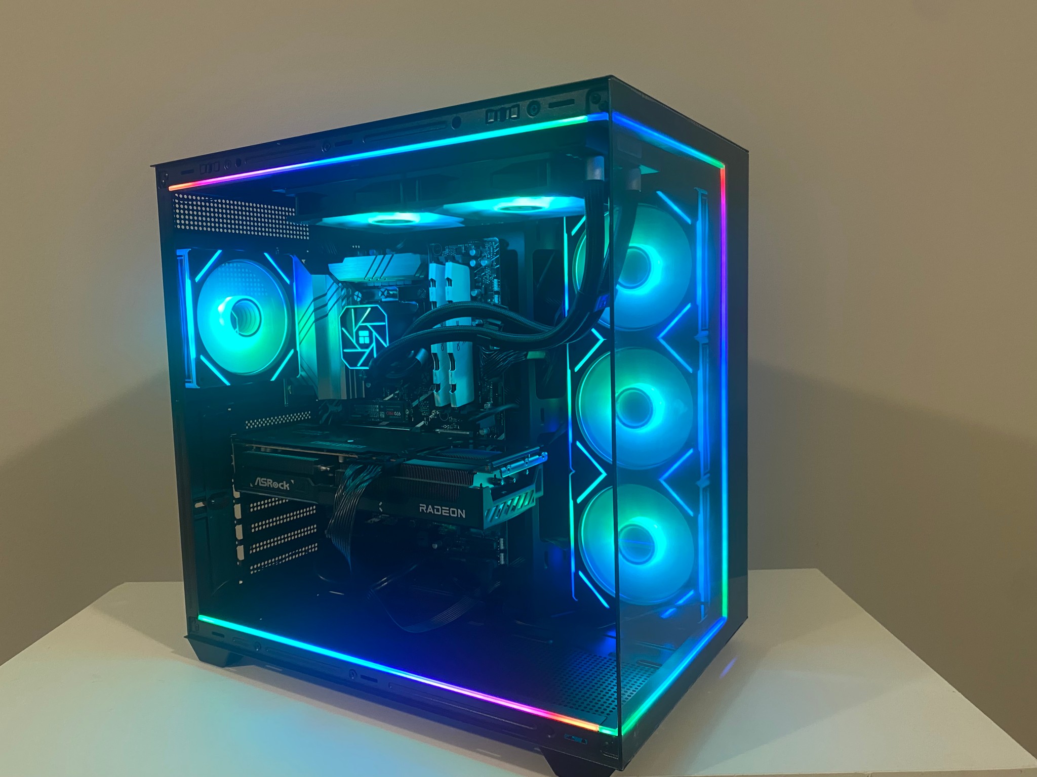 High-End Gaming PC | i9-14900K | RX 9070 16GB | 64GB DDR5 | 1TB NVMe + 1TB HDD | WiFi + Bluetooth