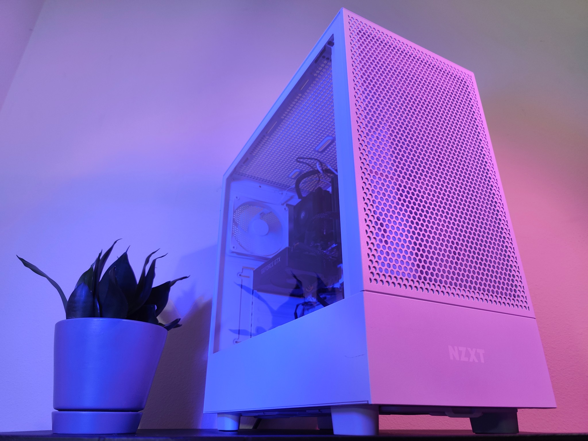 Custom NZXT Ryzen 7 GTX Nvidia 1660 Super Pre-built